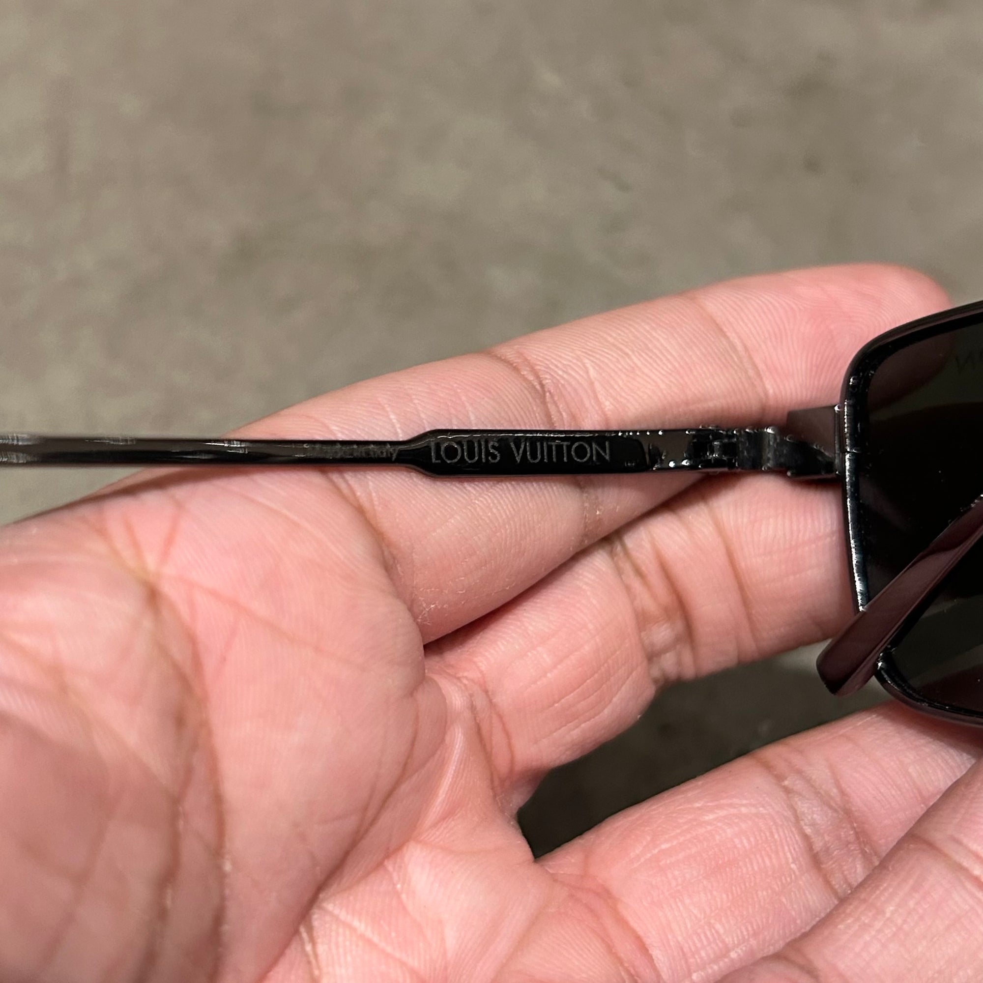 LOUIS VUITTON PURE SQUARE S00 SUNGLASSES ‘BLACK’