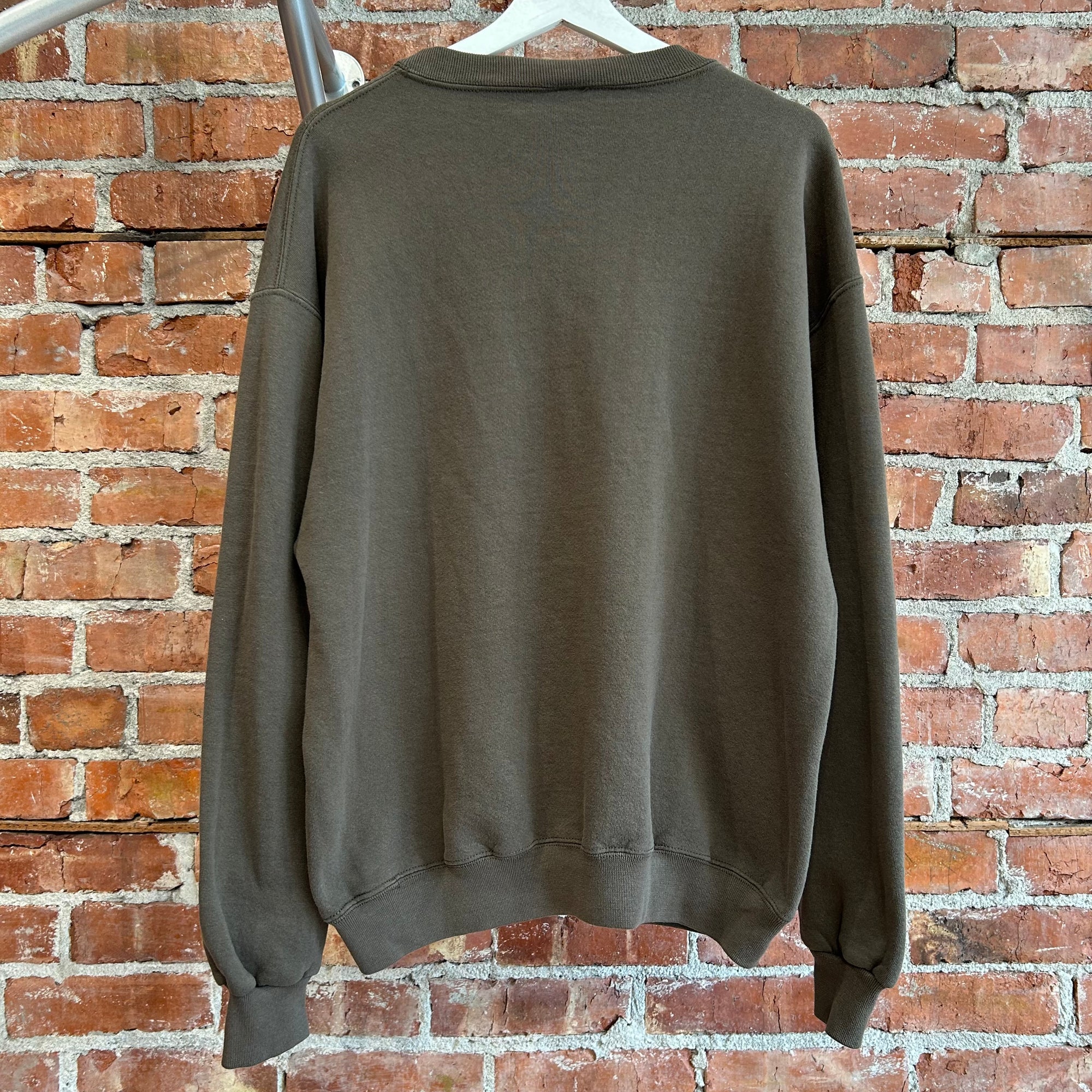 RUSSELL ATHETLIC 90S VINTAGE FADER CREWNECK ‘BROWN’