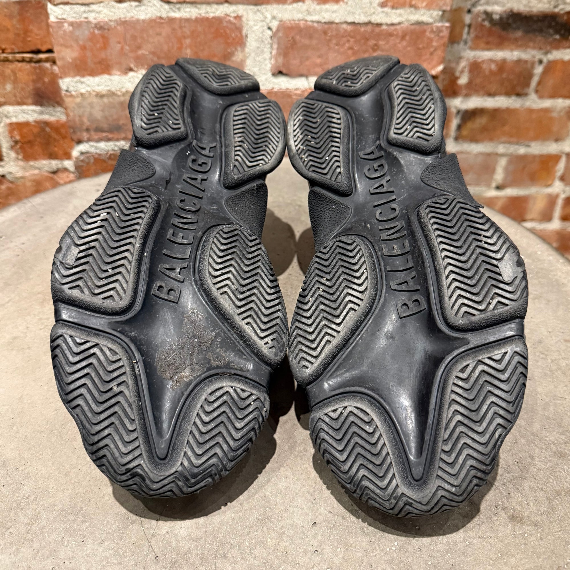 BALENCIAGA TRIPLE S SNEAKERS ‘BLACK’