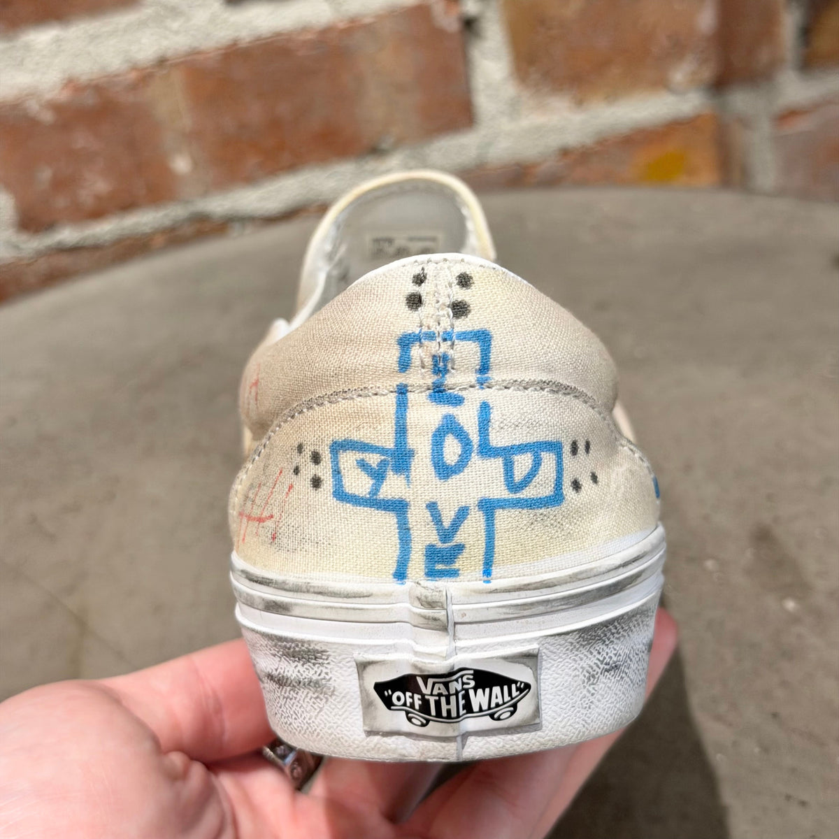 PALY HOLLYWOOD 1 OF 1 HAND PAINTED VANS SLIP ONS ‘WHITE’