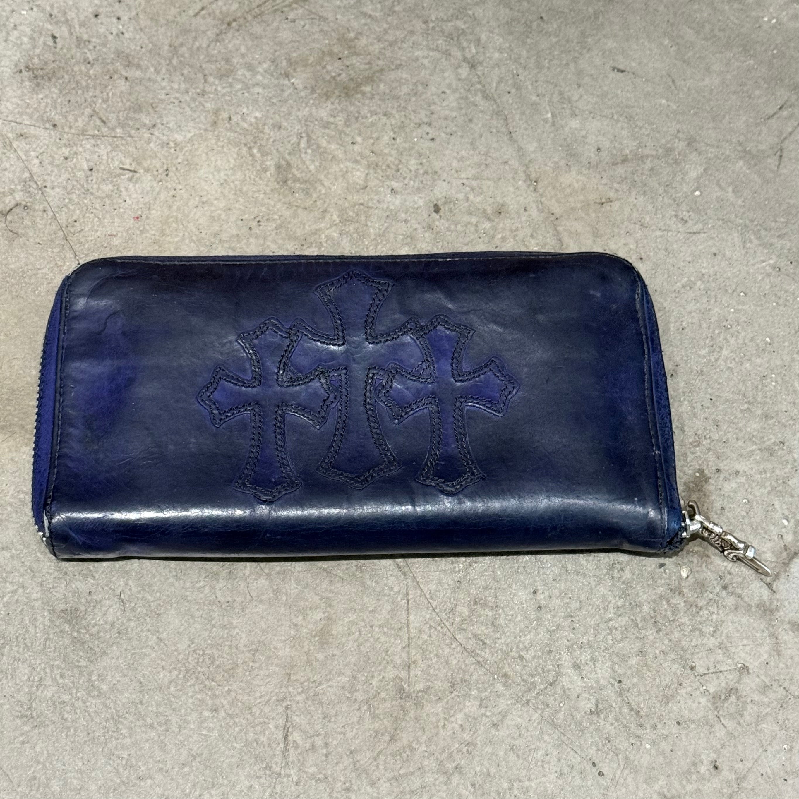 CHROME HEARTS CEMETERY CROSS REC F WALLET 'NAVY' – Sadō Room