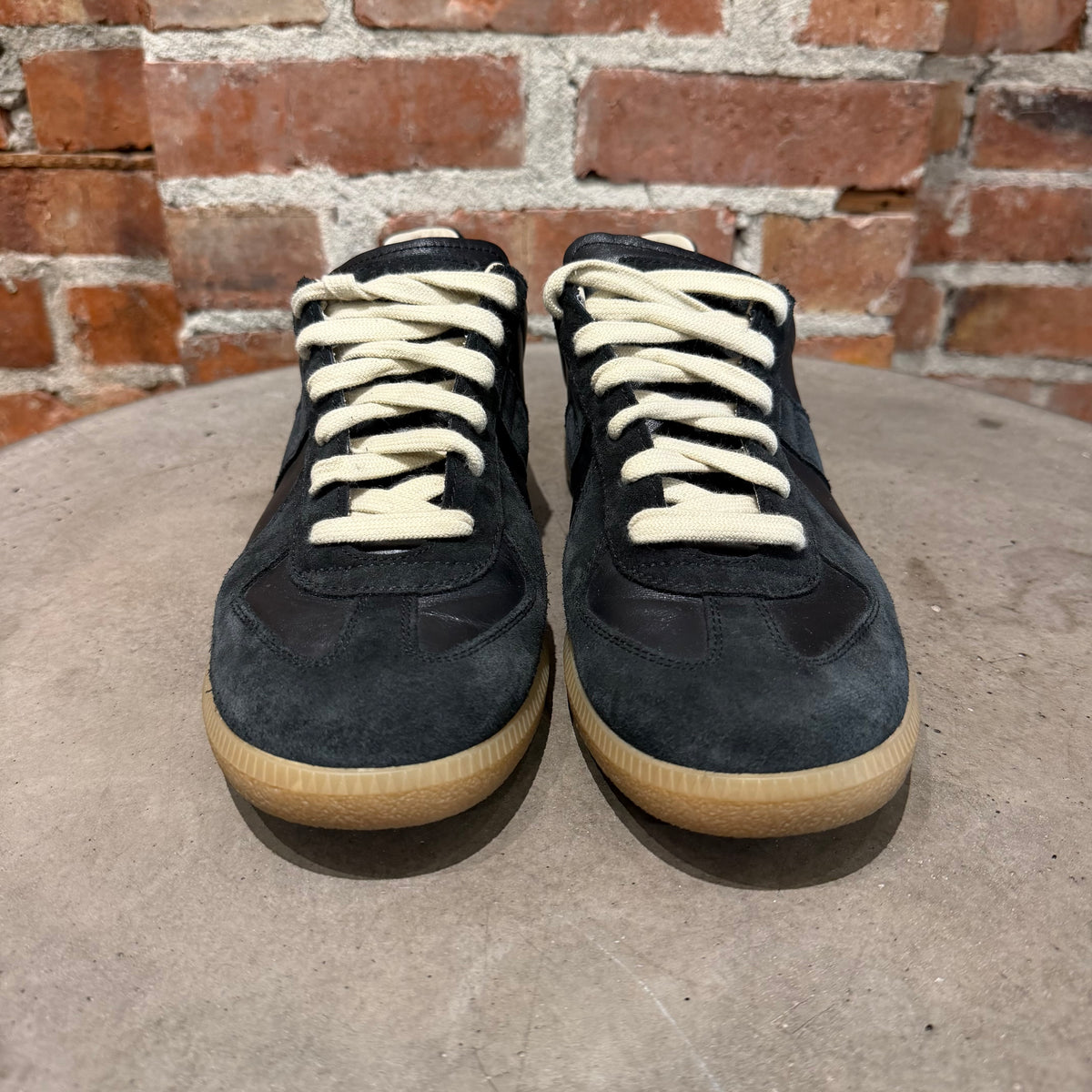 MASION MARGIELA REPLICA GAT SNEAKERS ‘BLACK/GUM’