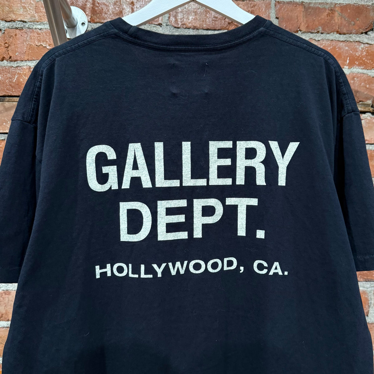 GALLERY DEPT. SOUVENIR LOGO TEE ‘BLACK’