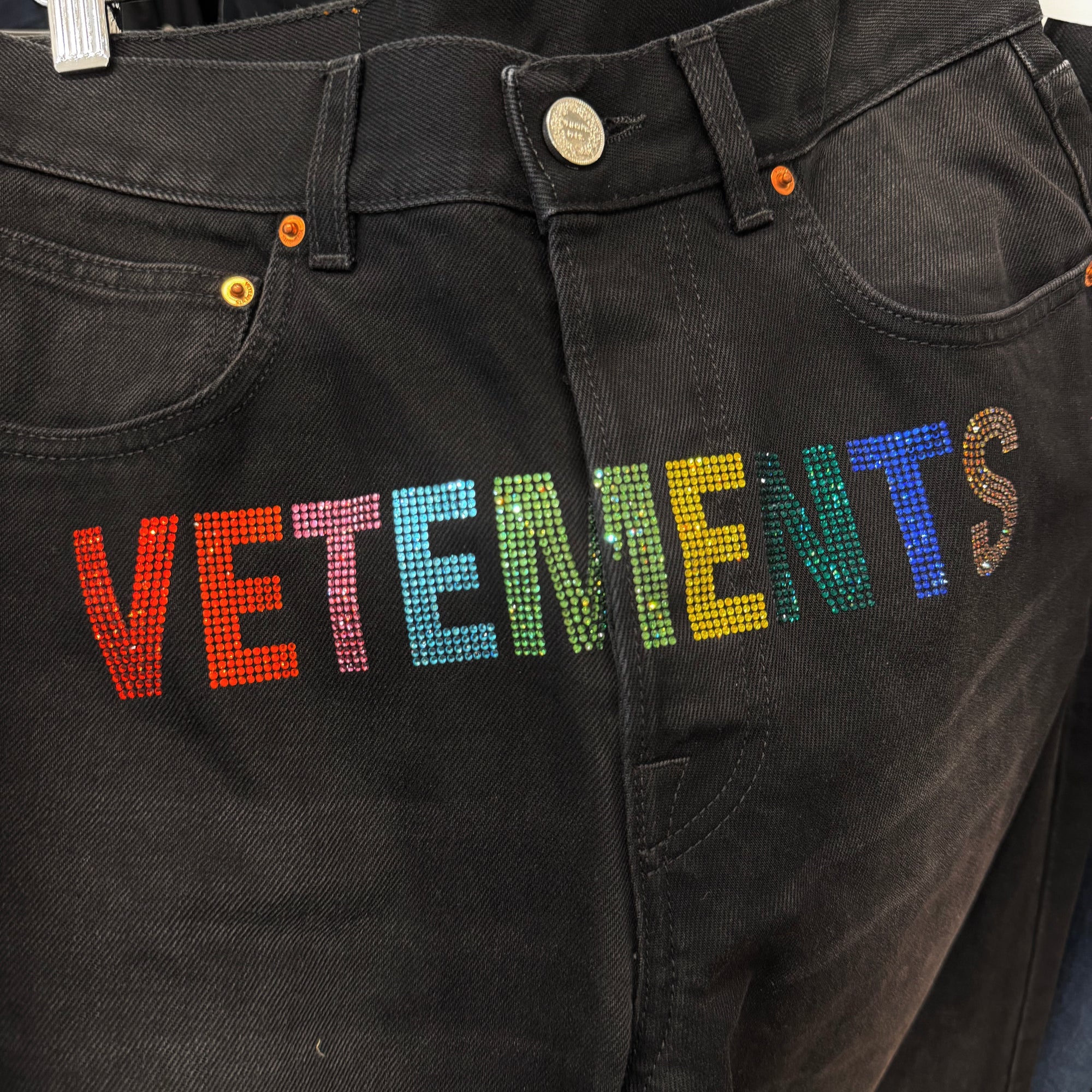 VETEMENTS SS19 RHINESTONE EMBELLISHED STRAIGHT DENIM  ‘BLACK’
