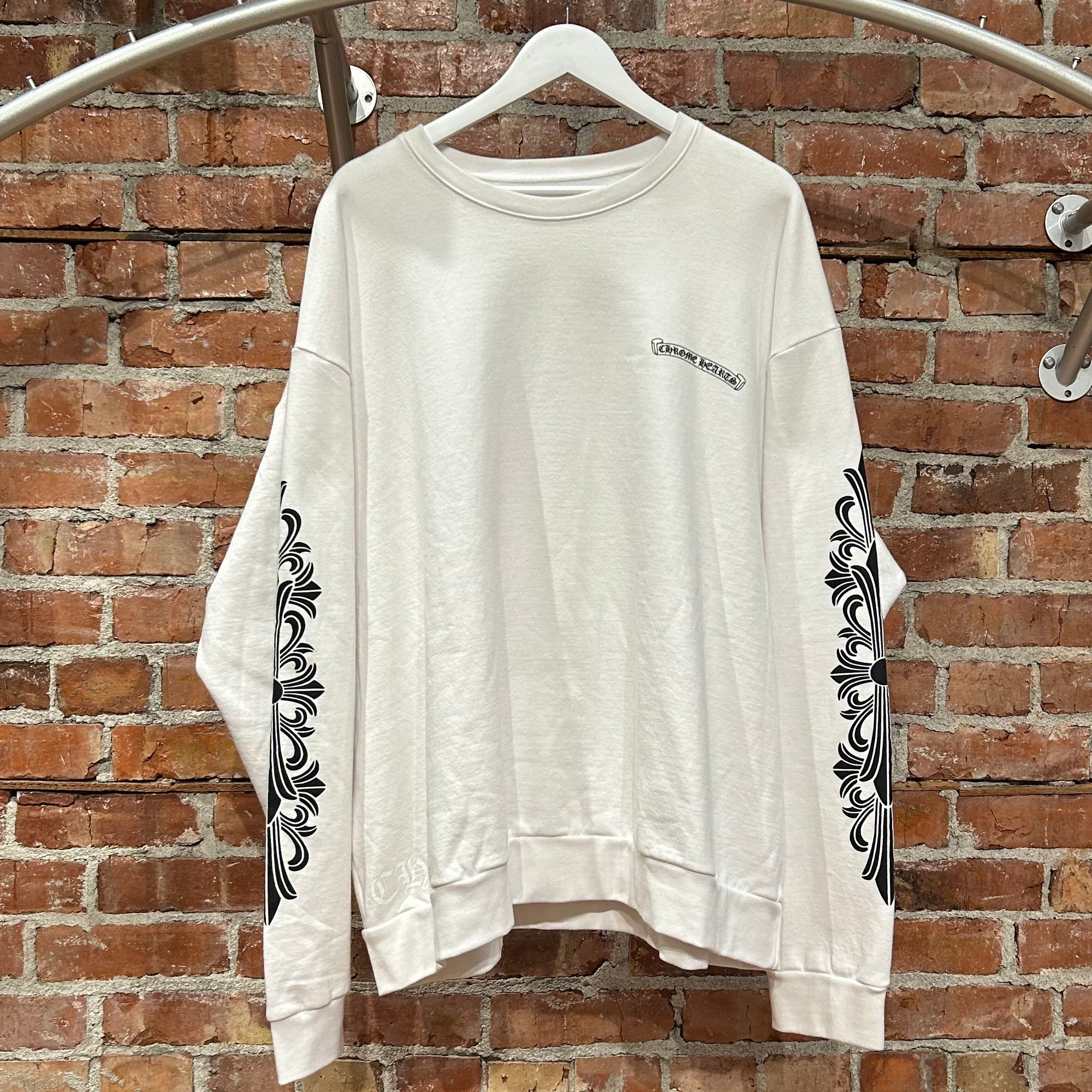 CHROME HEARTS EYE CHART DAGGER VINE CREWNECK ‘WHITE’