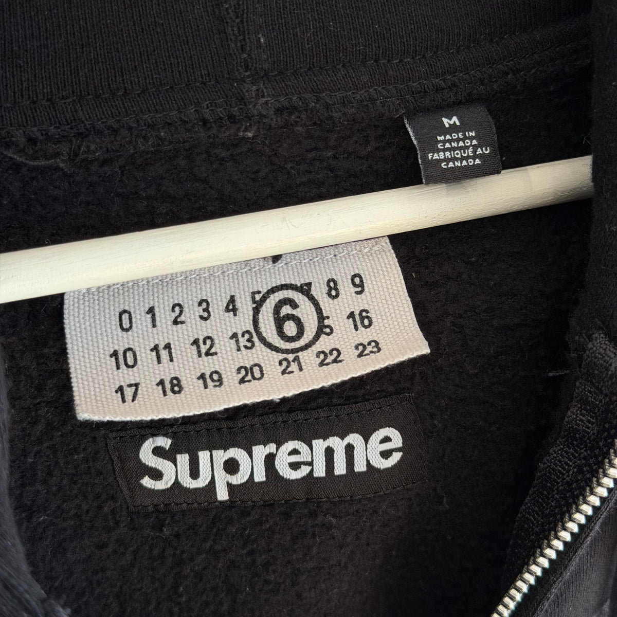 SUPREME SS26 MM6 MAISON MARGIELA BOX LOGO ZIP HOODIE ‘BLACK’