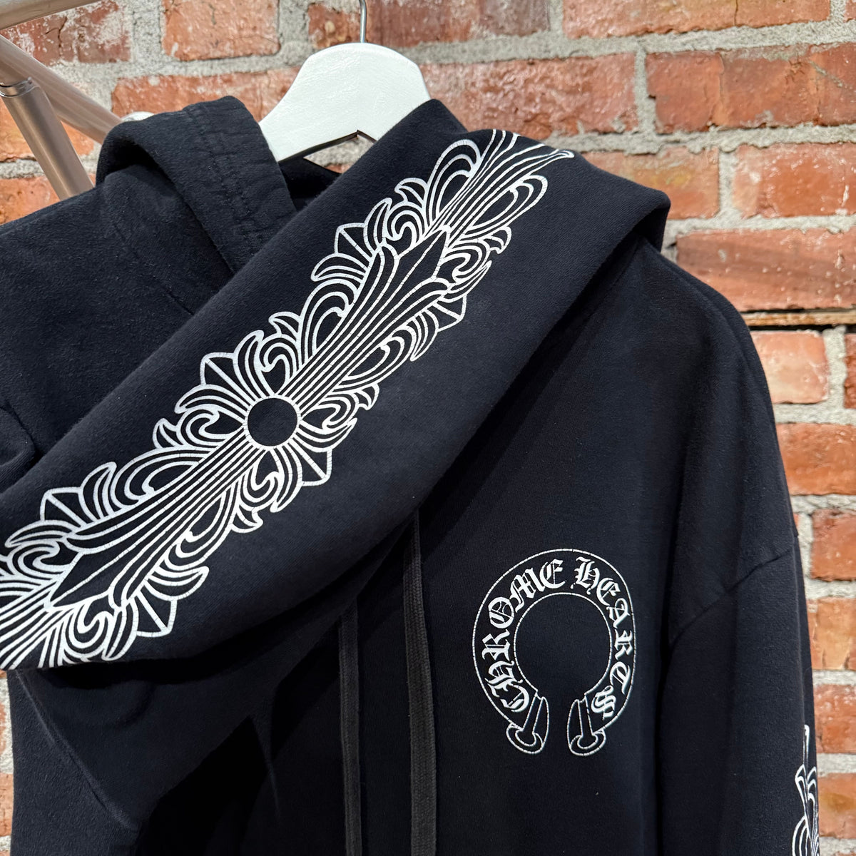 CHROME HEARTS SUNFADED HORSESHOE FLORAL PULLOVER HOODIE ‘BLACK’