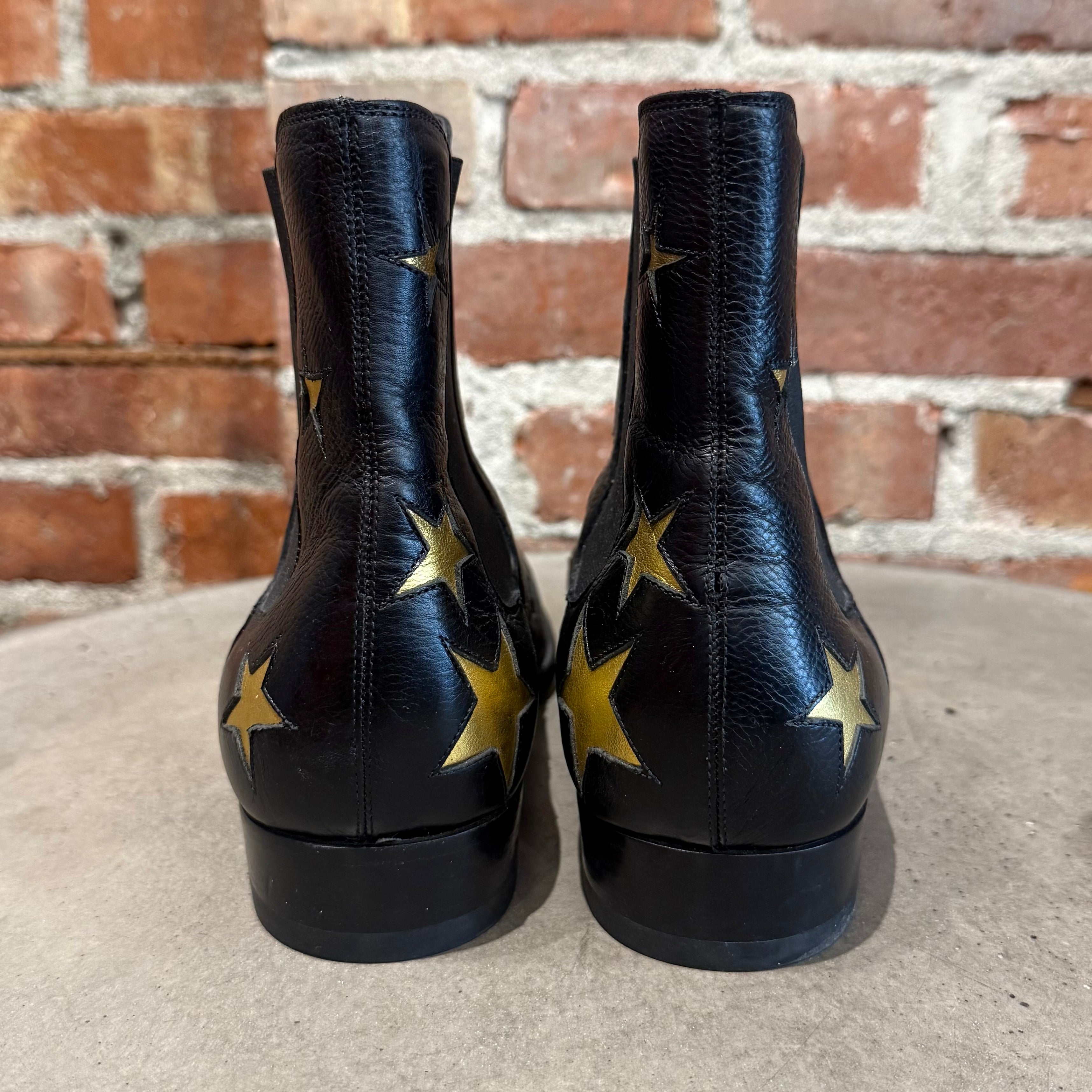 SAINT LAURENT PARIS WYATT 30 STAR BOOTS 'BLACK' – Sadō Room