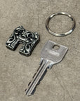DEAL DESIGN KEY SHIELD KECHAIN ‘SILVER’
