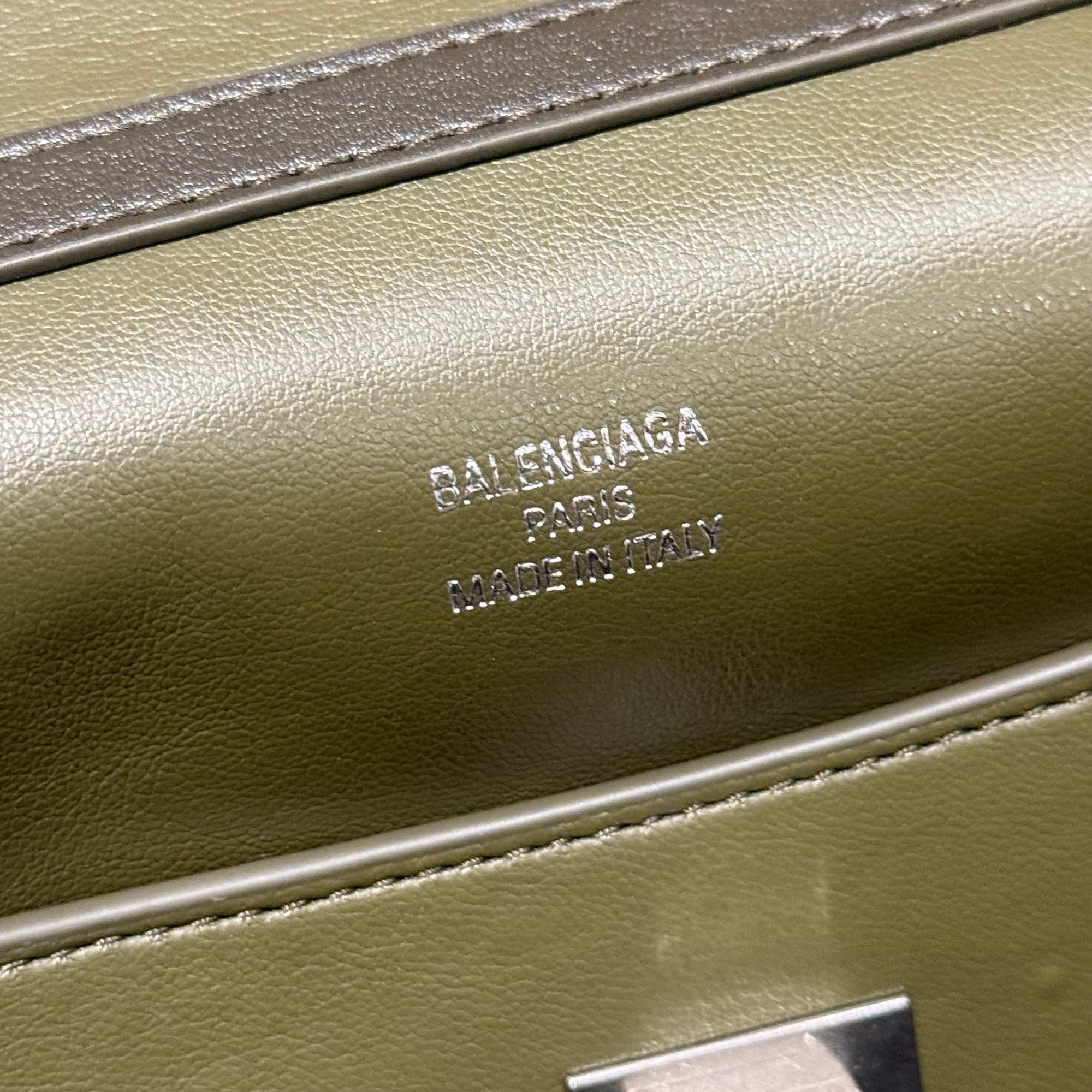 BALENCIAGA LARGE RODEO BAG ‘OLIVE’