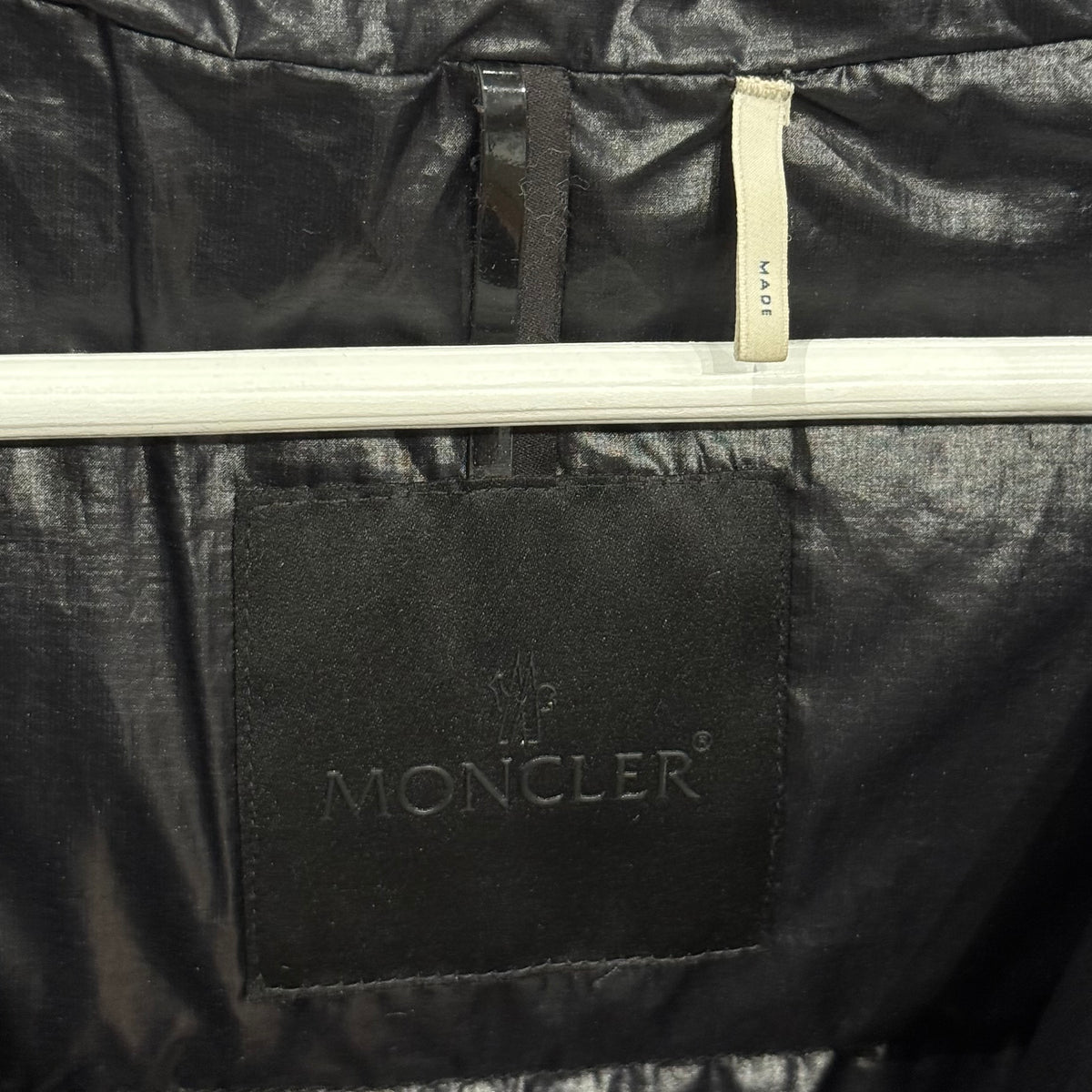 MONCLER JILDAZ TONAL DOWN PUFFER JACKET ‘BLACK’