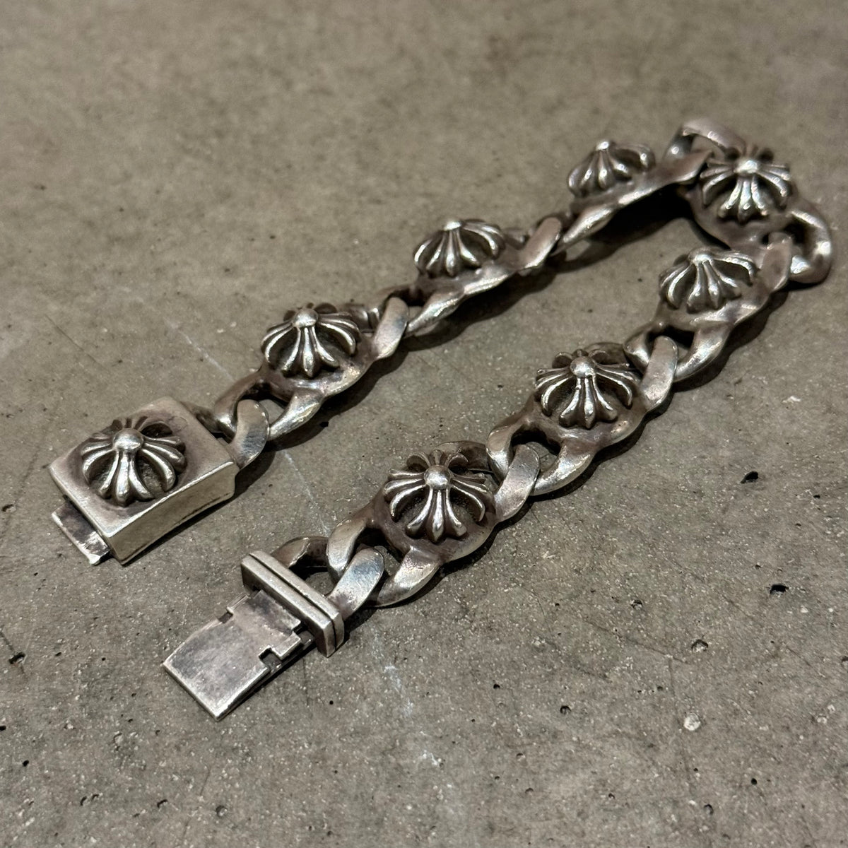 CHROME HEARTS PLUS CROSS LINK BRACELET ‘SILVER’