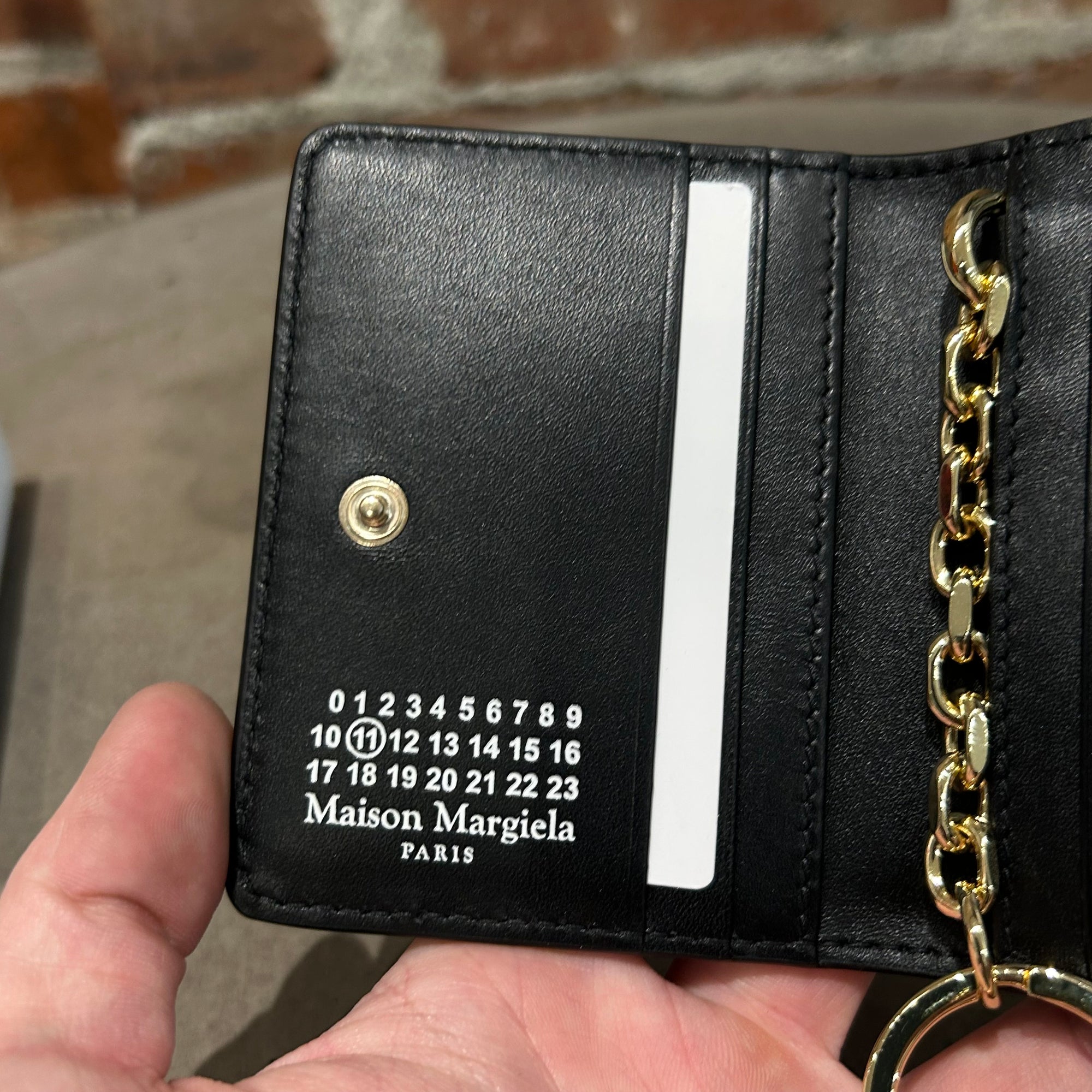 MAISON MARGIELA FOUR STITCH CARD HOLDER KEYCHAIN WALLET ‘BLACK’