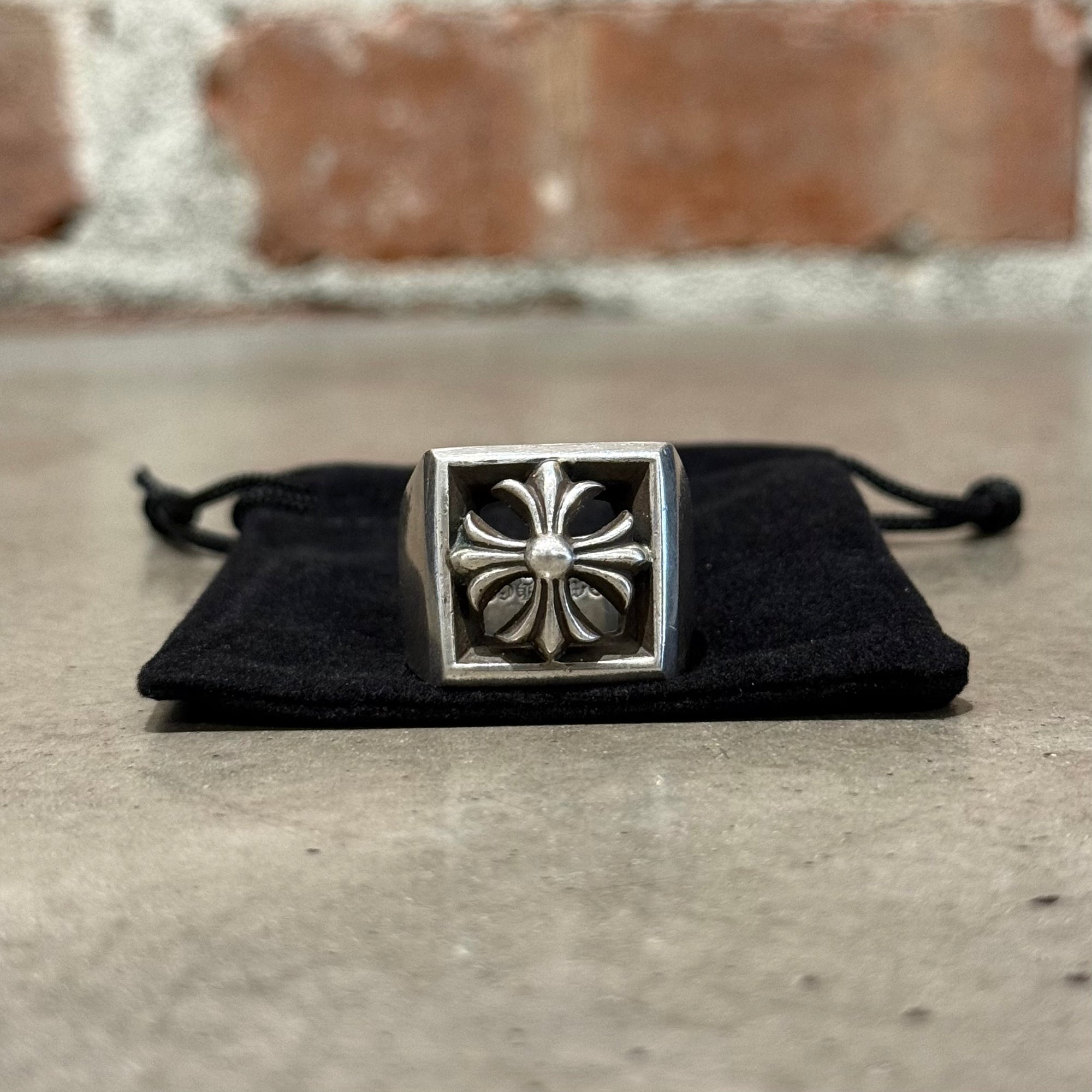 CHROME HEARTS PLUS CROSS BLOCK RING ‘SILVER’