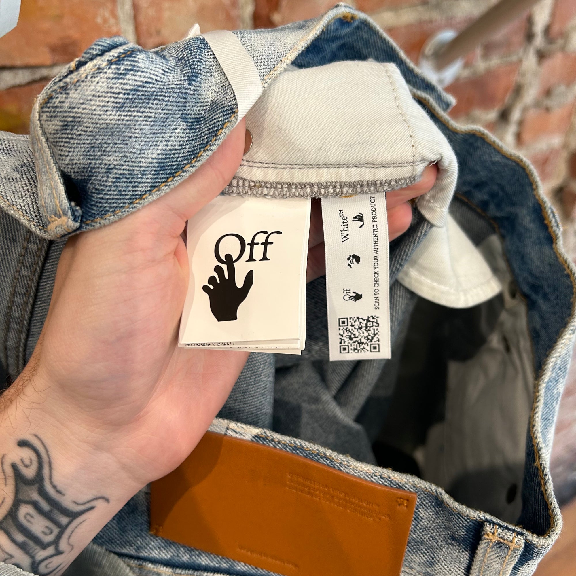 OFF-WHITE CRAVAGGIO TAPESTRY DENIM ‘LIGHT BLUE’