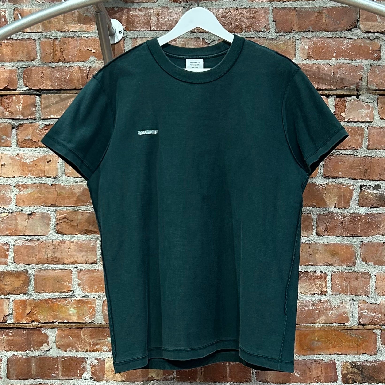VETEMENTS AW19 INSIDE OUT TEE ‘FOREST’