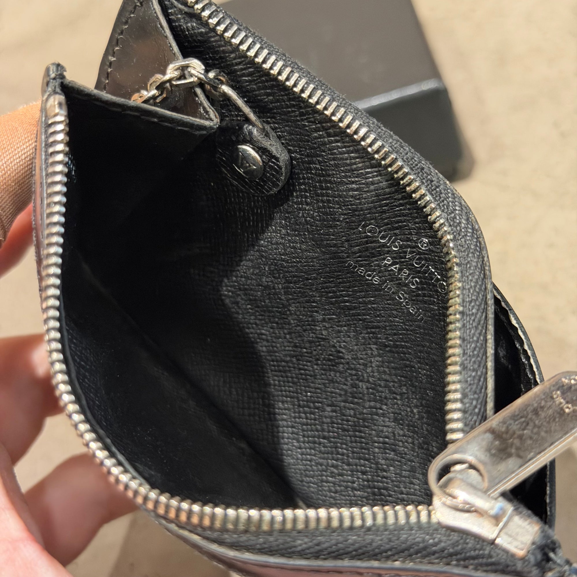 LOUIS VUITTON EPI LEATHER CHAIN CARDHOLDER ‘BLACK’
