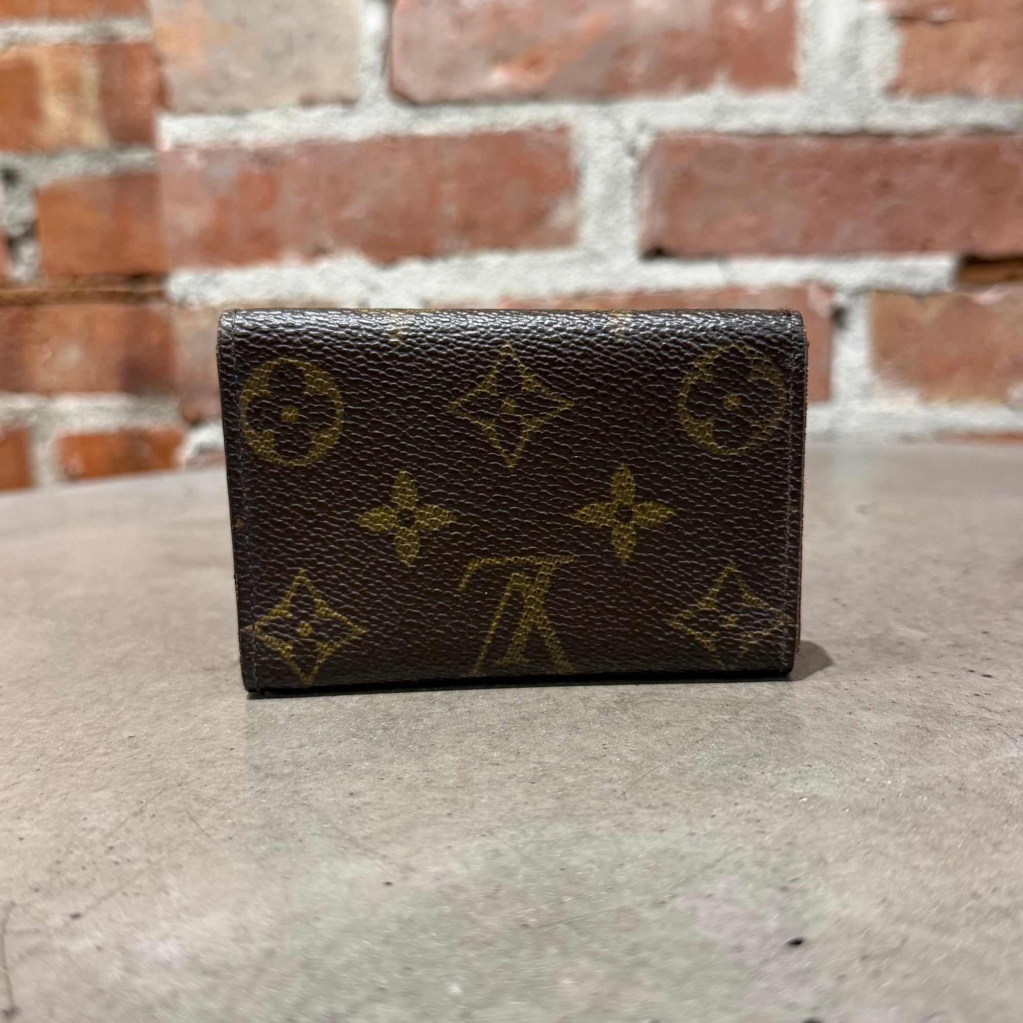LOUIS VUITTON MONOGRAM KEY CASE ‘BROWN’