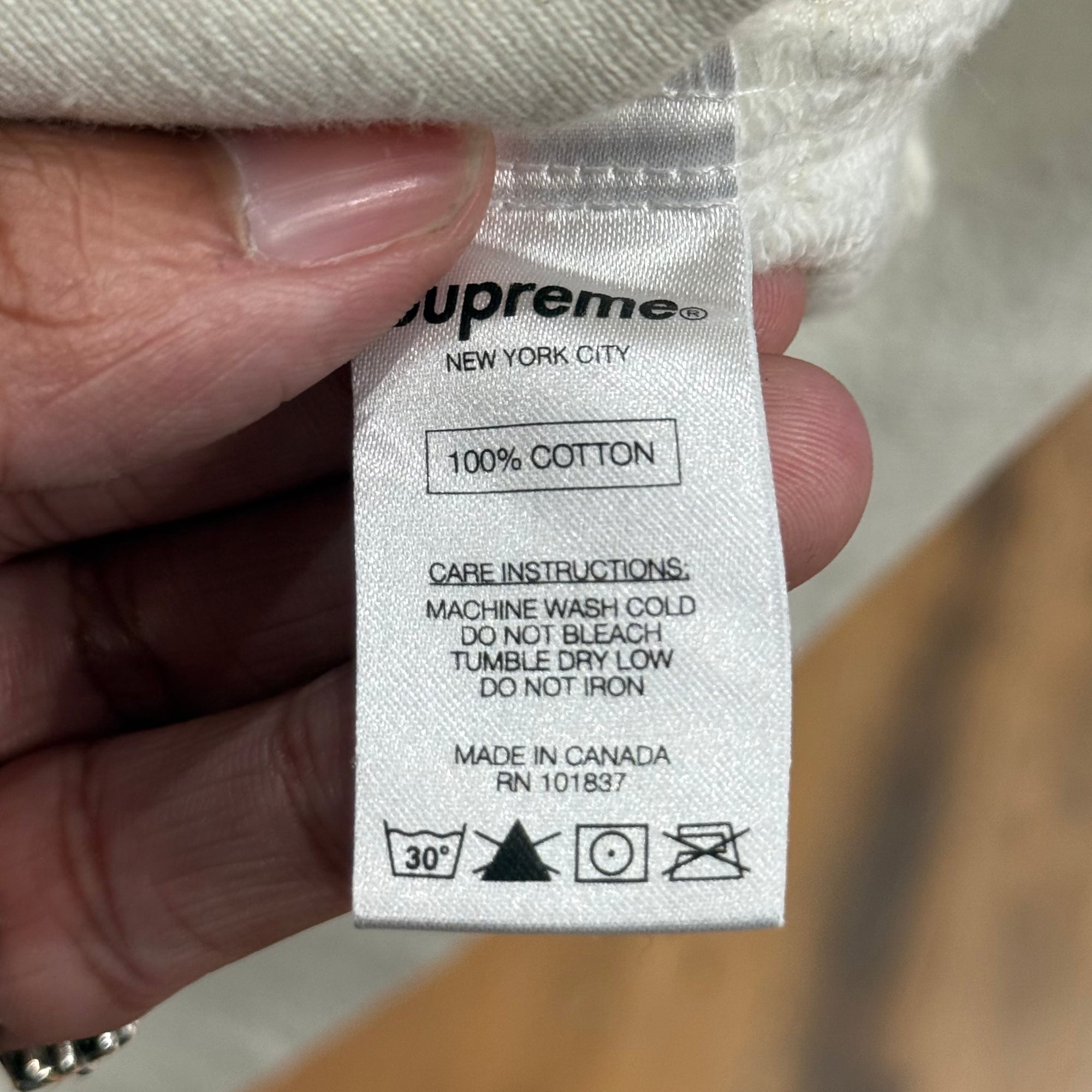 SUPREME FW13 INTERNATIONAL FLAGS HOODIE ‘WHITE’