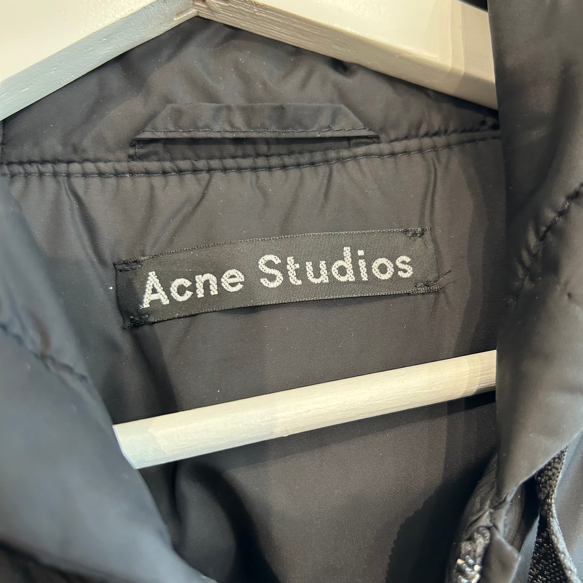 ACNE STUDIOS MAYLAND FACE HOODED PARKA ‘BLACK’