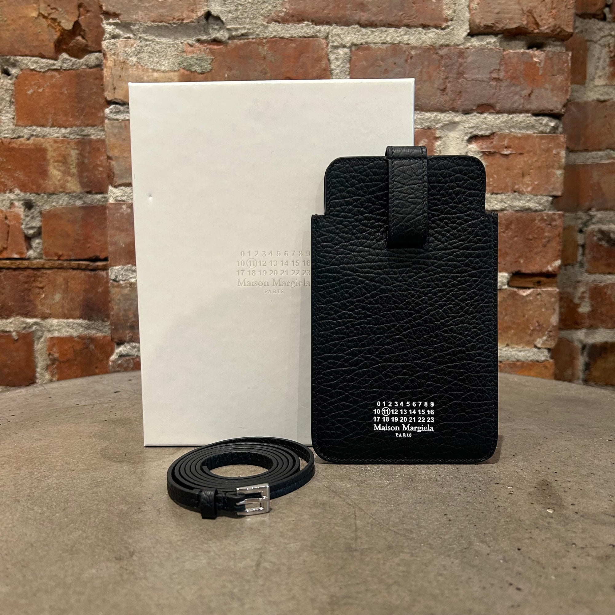MAISON MARGIELA FOUR STITCH PHONE HOLDER/TRAVEL CASE ‘BLACK’