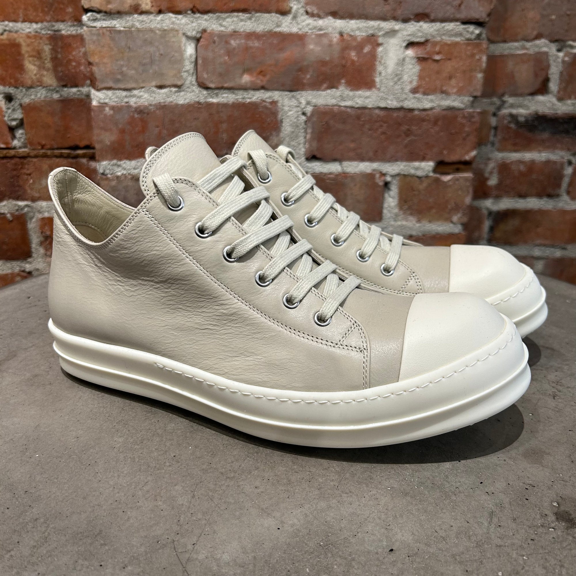RICK OWENS FW25 LEATHER RAMONE LOW SNEAKERS ‘SAND’