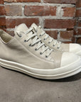RICK OWENS FW25 LEATHER RAMONE LOW SNEAKERS ‘SAND’
