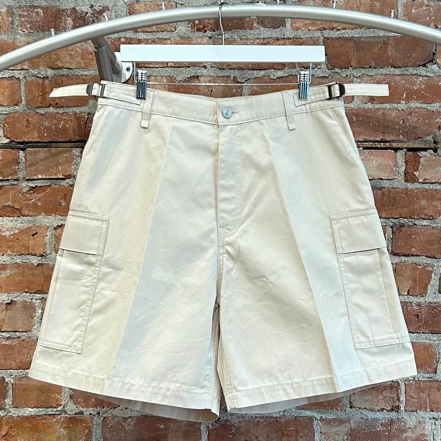 VETEMENTS SS25 CARGO SHORTS ‘WHITE’