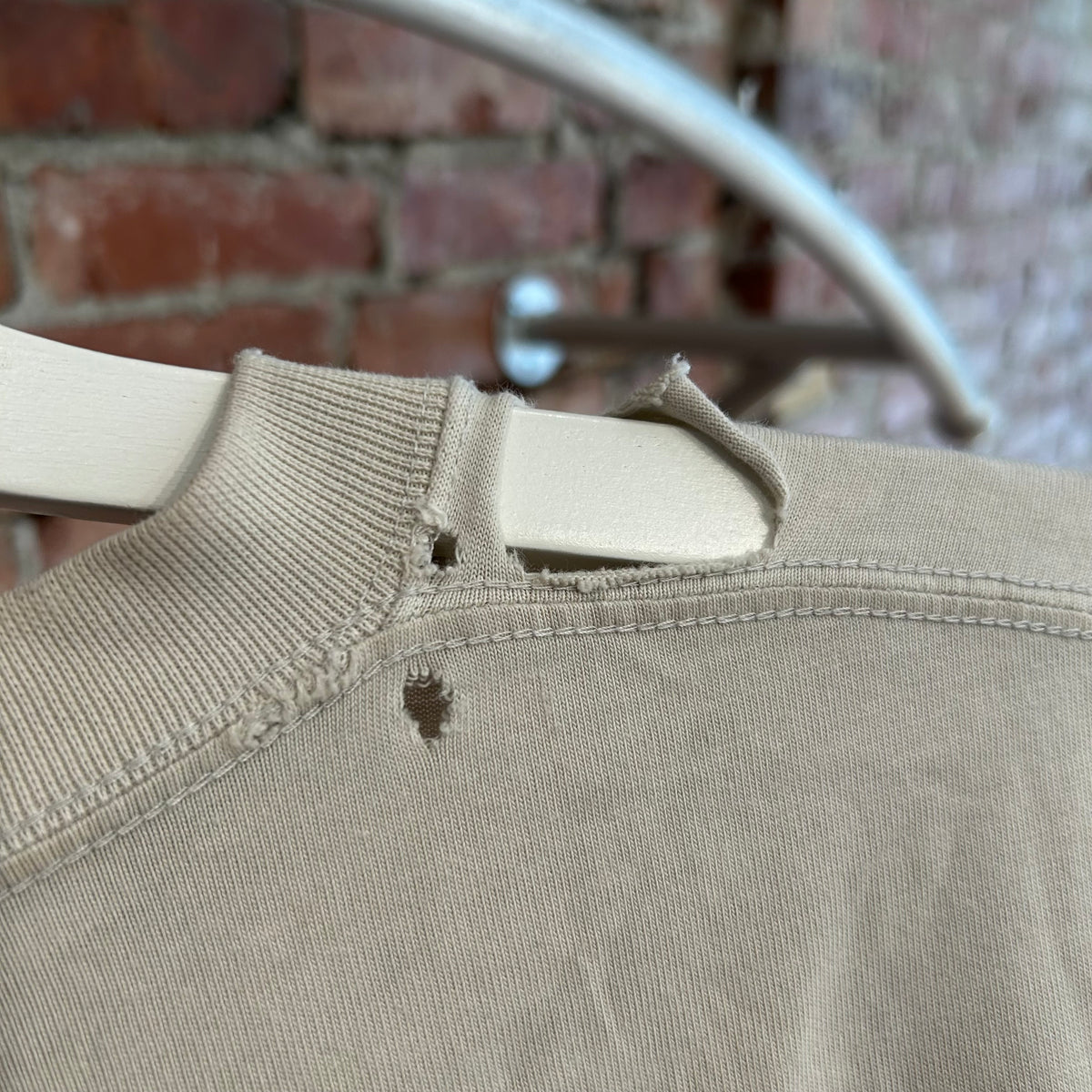 BALENCIAGA SS22 BB MAISON FONDEE LONGSLEEVE ‘CREAM/ORANGE’