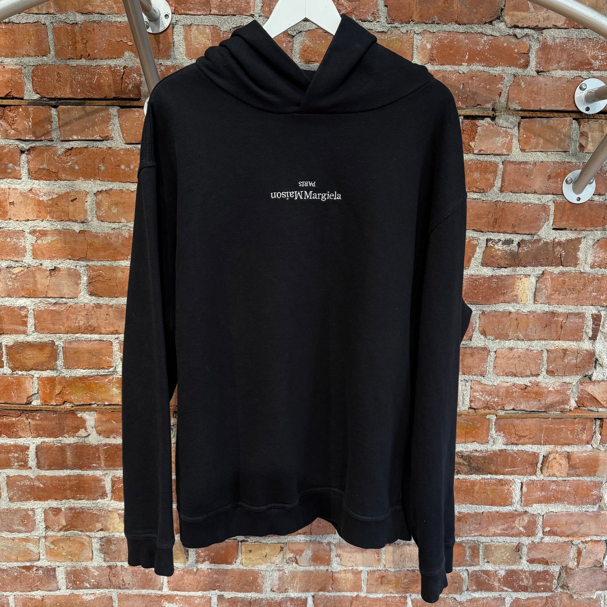 MAISON MARGIELA REVERSED LOGO HOODIE ‘BLACK’