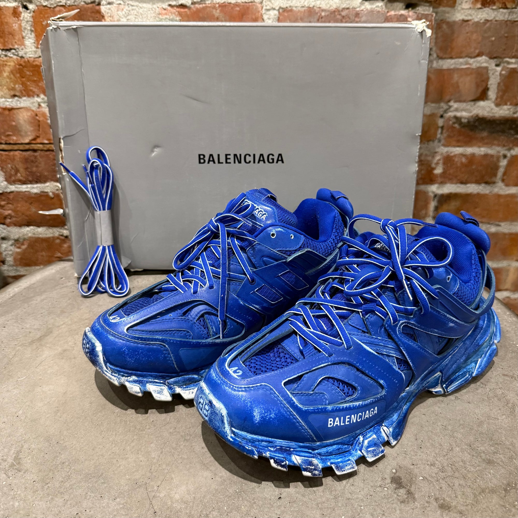 BALENCIAGA TRACK RUNNER SNEAKER ‘BLUE’