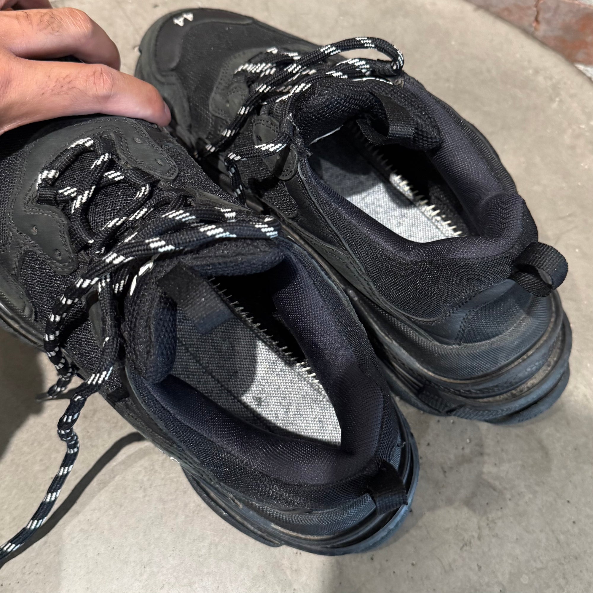 BALENCIAGA TRIPLE S SNEAKERS ‘BLACK’