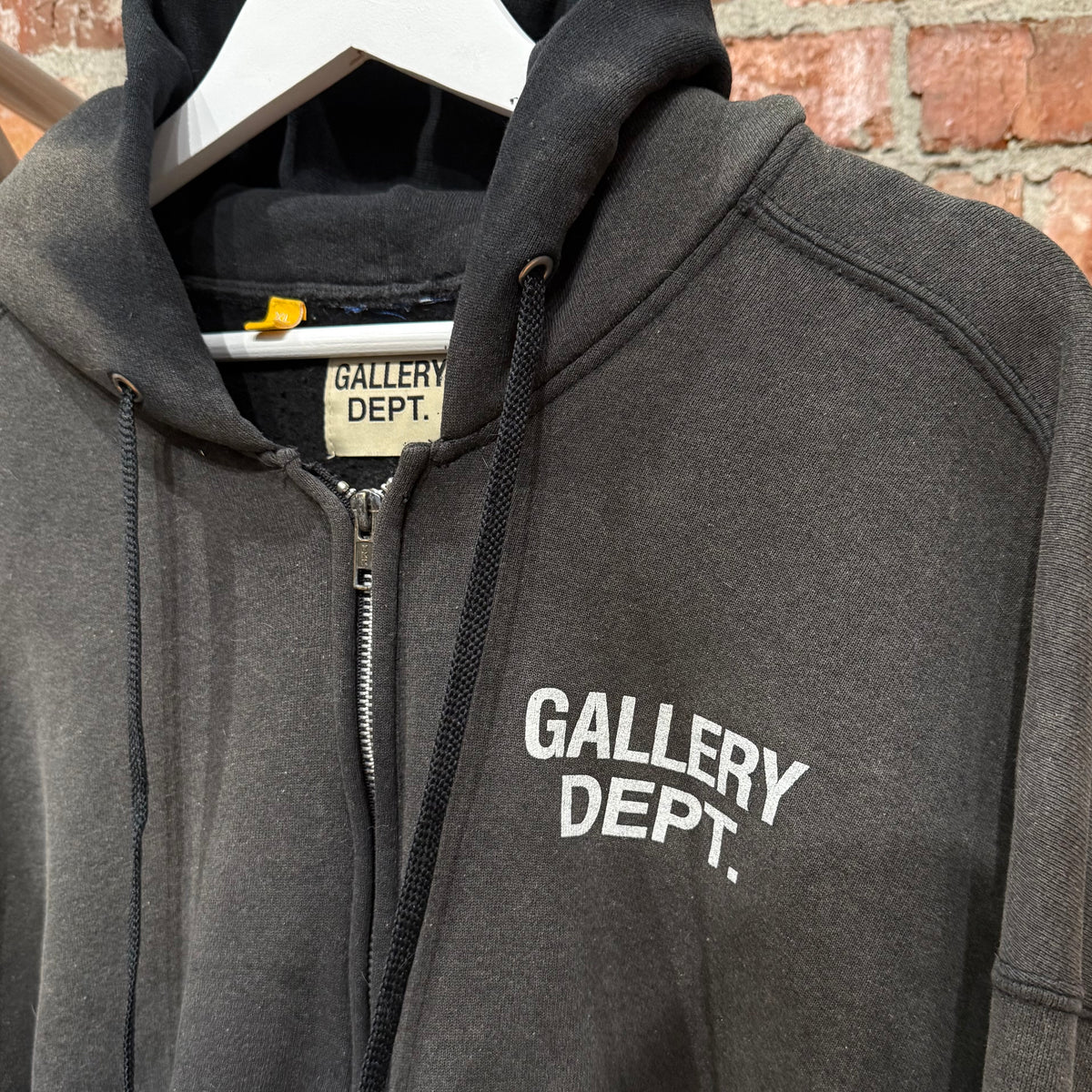 GALLERY DEPT. QUARTER ZIP HOODIE ‘BLACK’