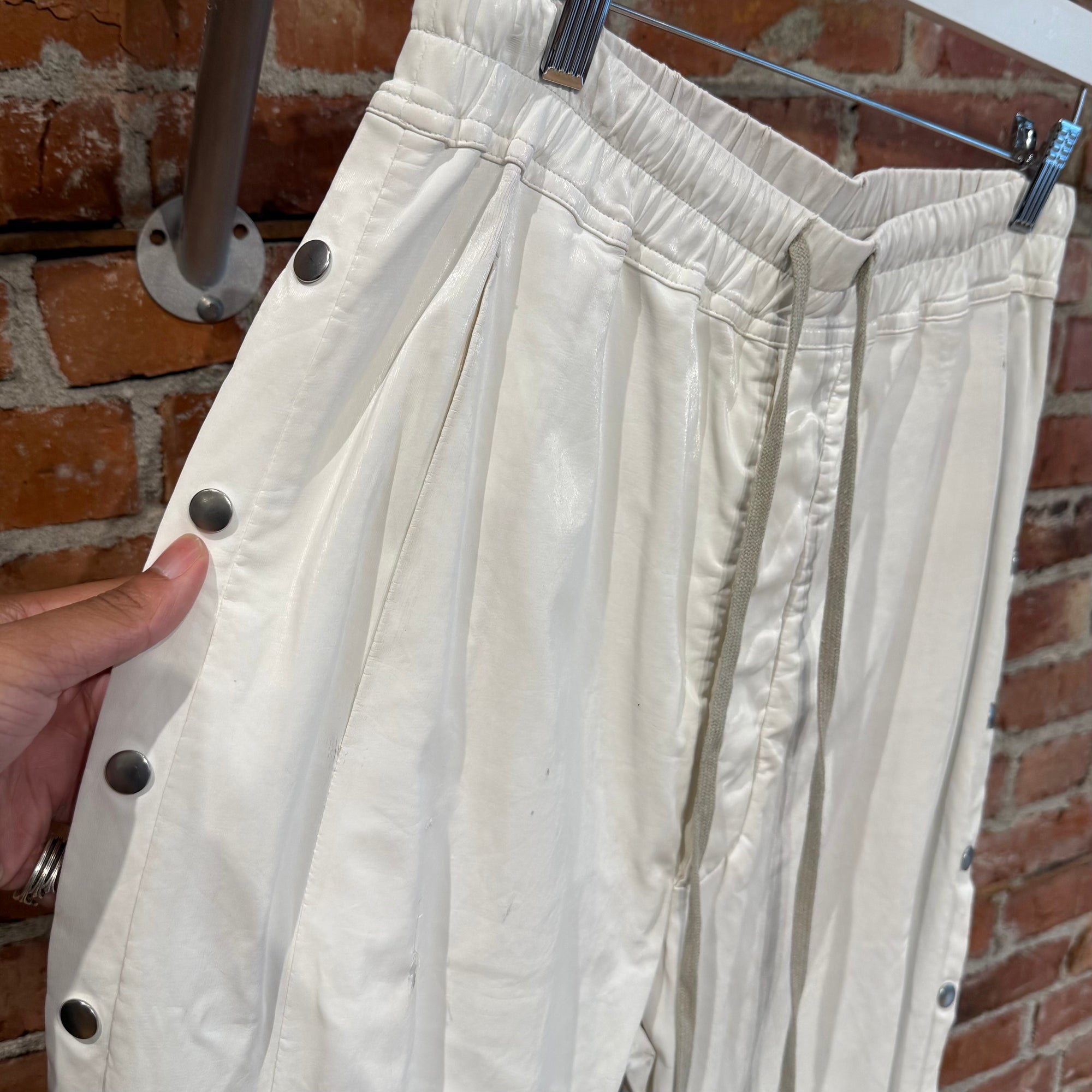 RICK OWENS SS23 EDFU DRKSHDW SHINY PUSHER PANTS ‘MILK’