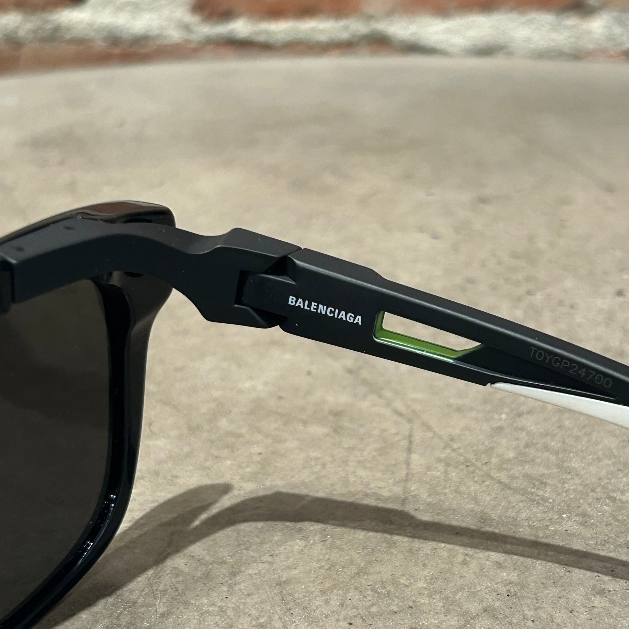 BALENCIAGA CYBORG ARM SUNGLASSES ‘BLACK’