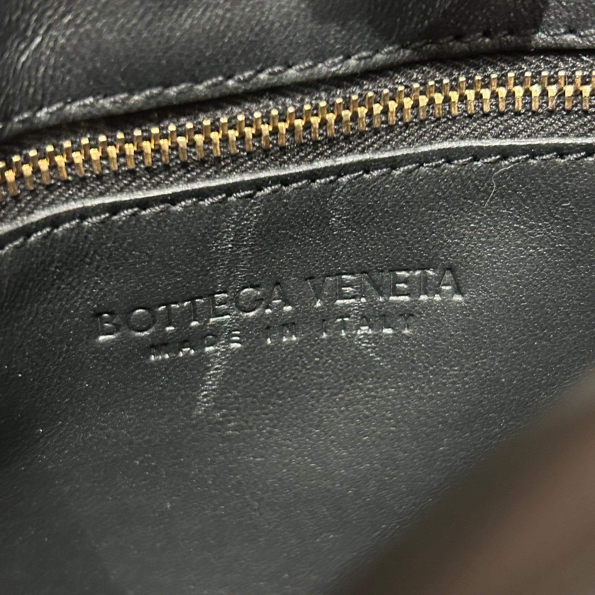 BOTTEGA VENETA CHAIN PADDED CASSETTE BAG ‘BLACK/GOLD’