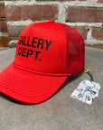 GALLERY DEPT. LOGO PRINT TRUCK CAP ‘RED’