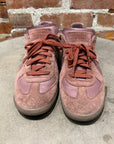 MAISON MARGIELA SUEDE REPLICA GATS ‘MAROON’