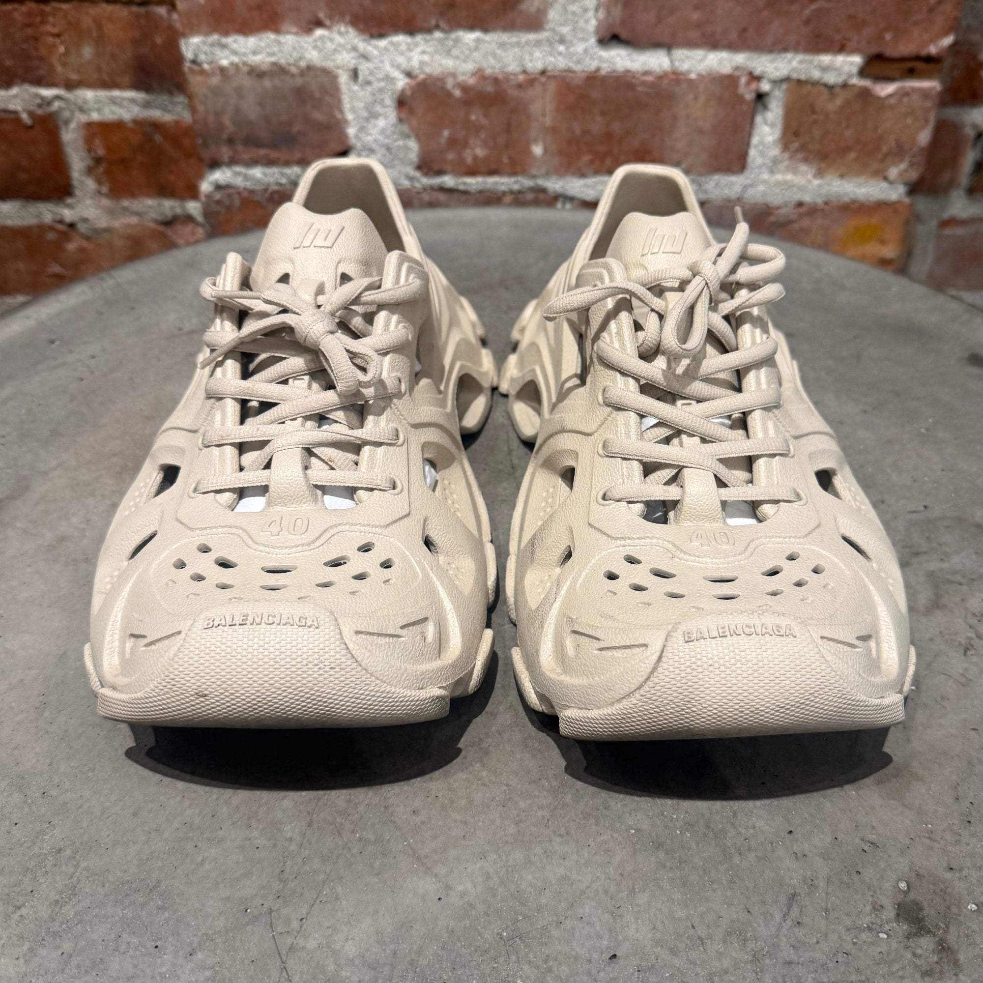 BALENCIAGA RUBBER HD LACE UP SNEAKER ‘SAND’