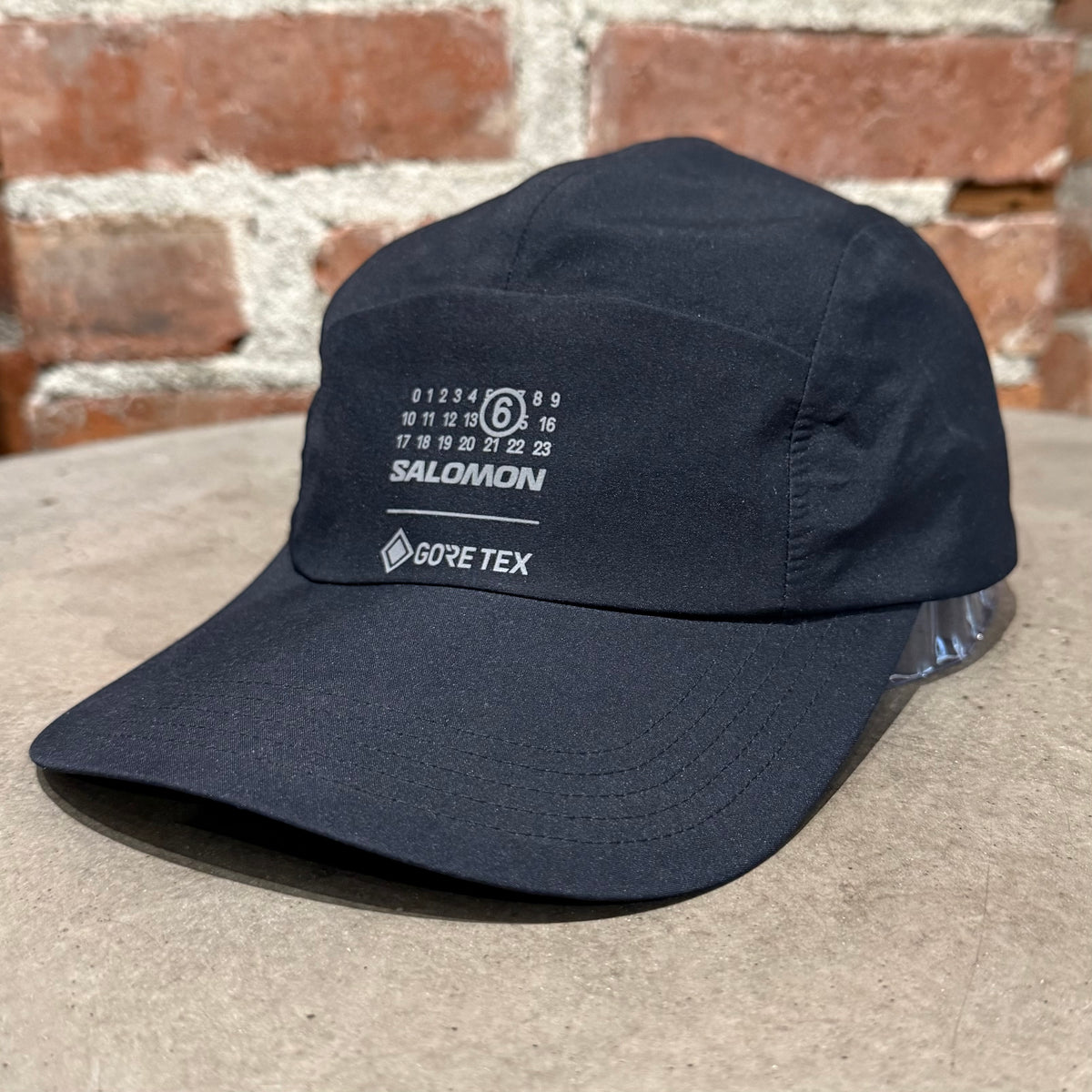 MARGIELA MM6 X SALOMON HAT ‘BLACK’