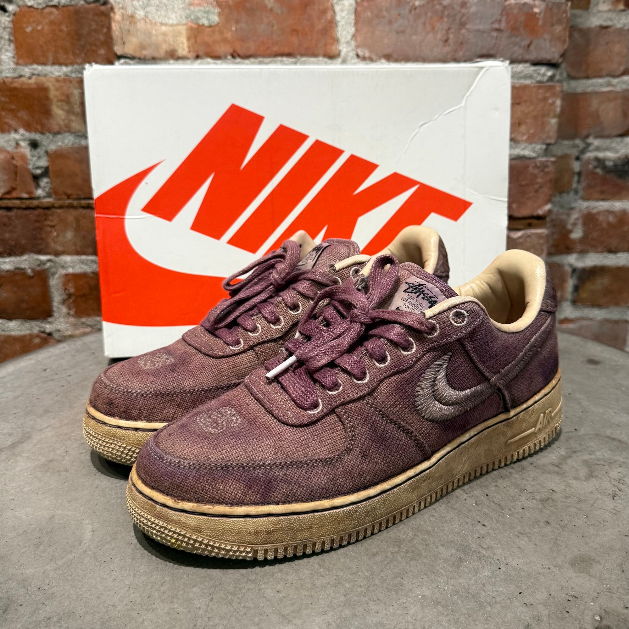 STUSSY X NIKE AIR FORCE 1 DYED SNEAKERS ‘MAUVE’