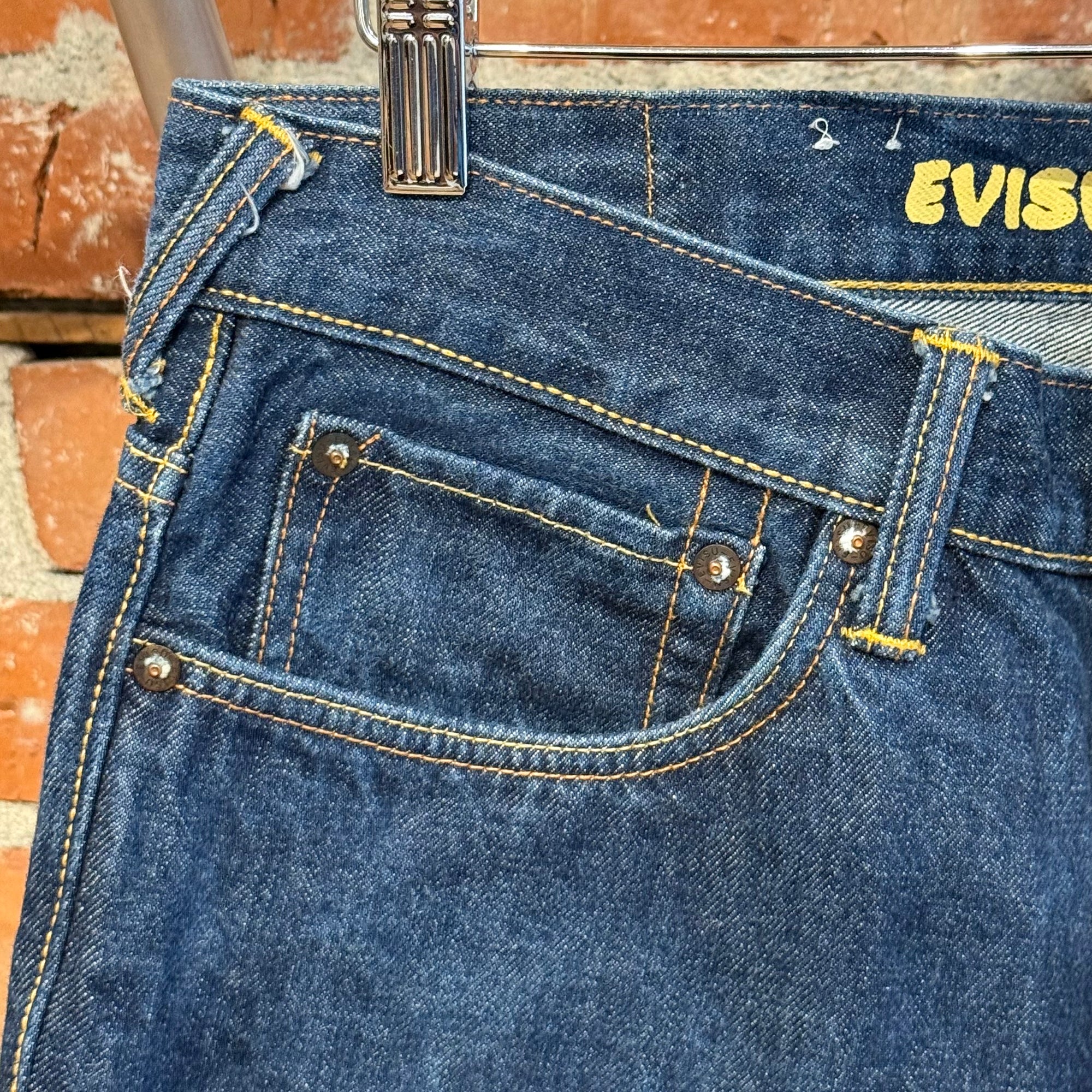 EVISU GENES THIN GULL SLIM STRAIGHT DENIM ‘INDIGO/IVORY’