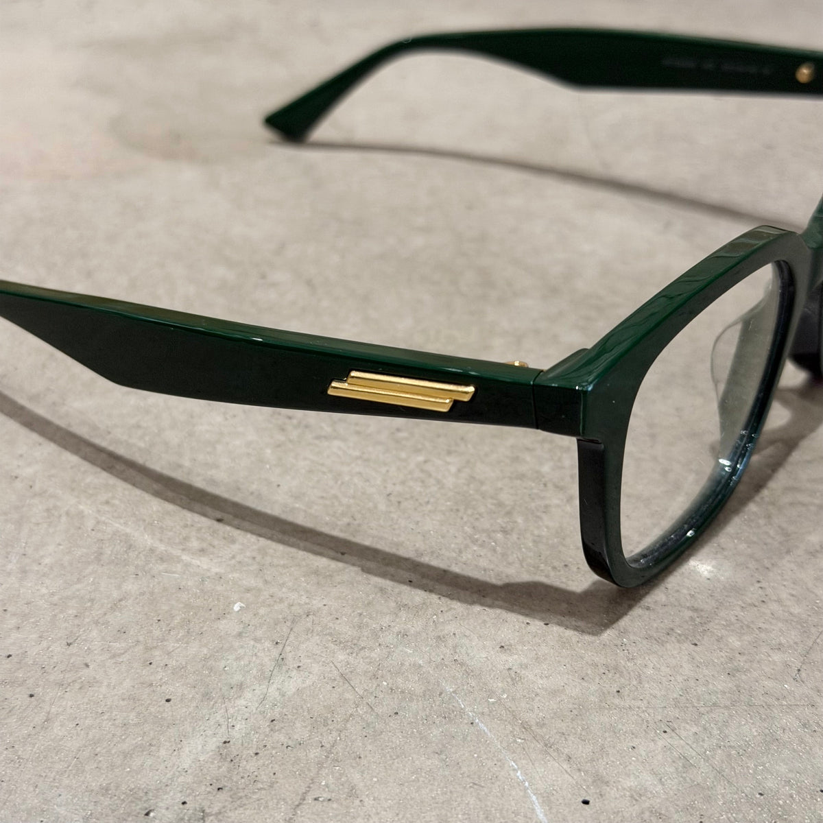 BOTTEGA VENETA BV1334OA CLASSIC GLASSES ‘DARK GREEN’