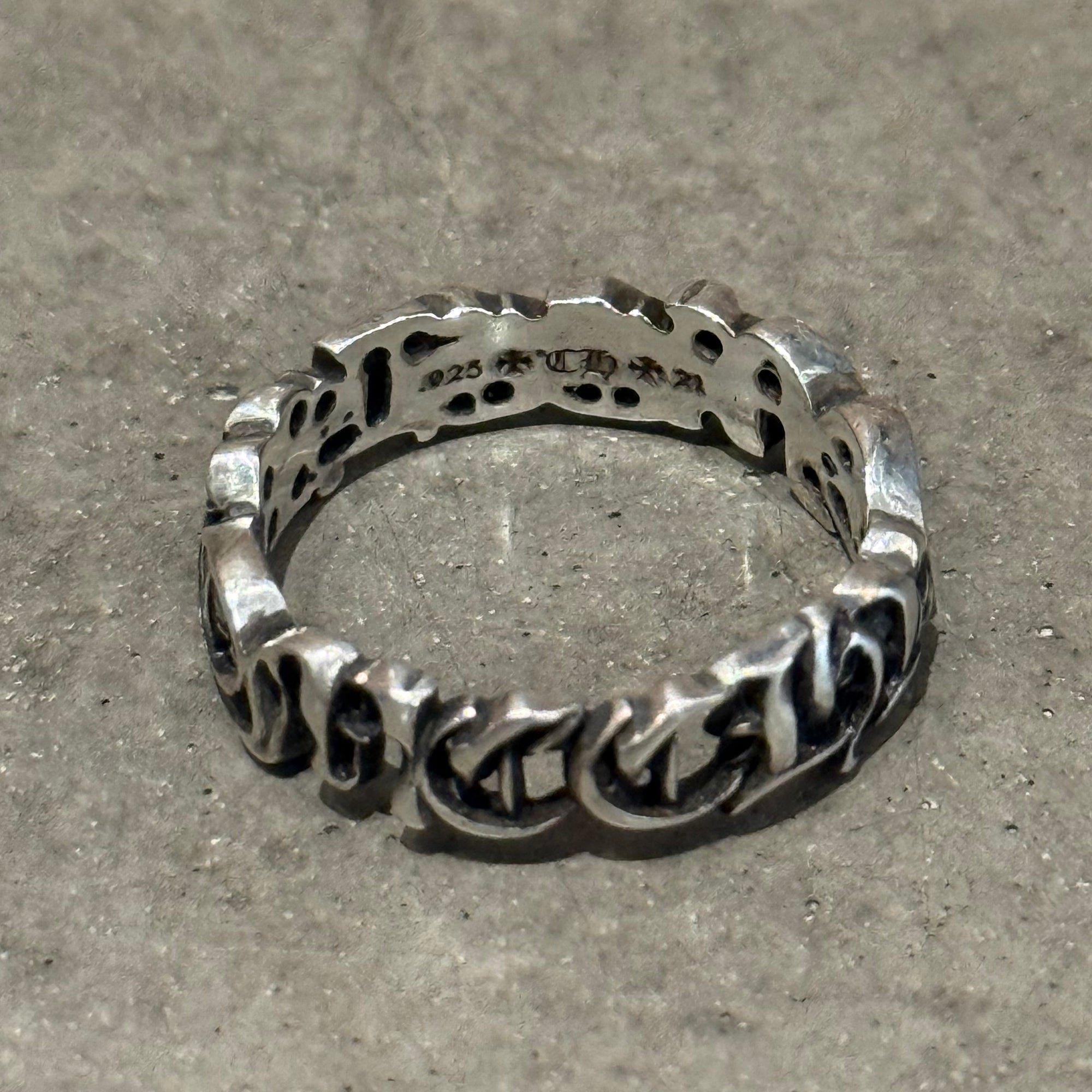 CHROME HEARTS SPELLOUT RING ‘SILVER’