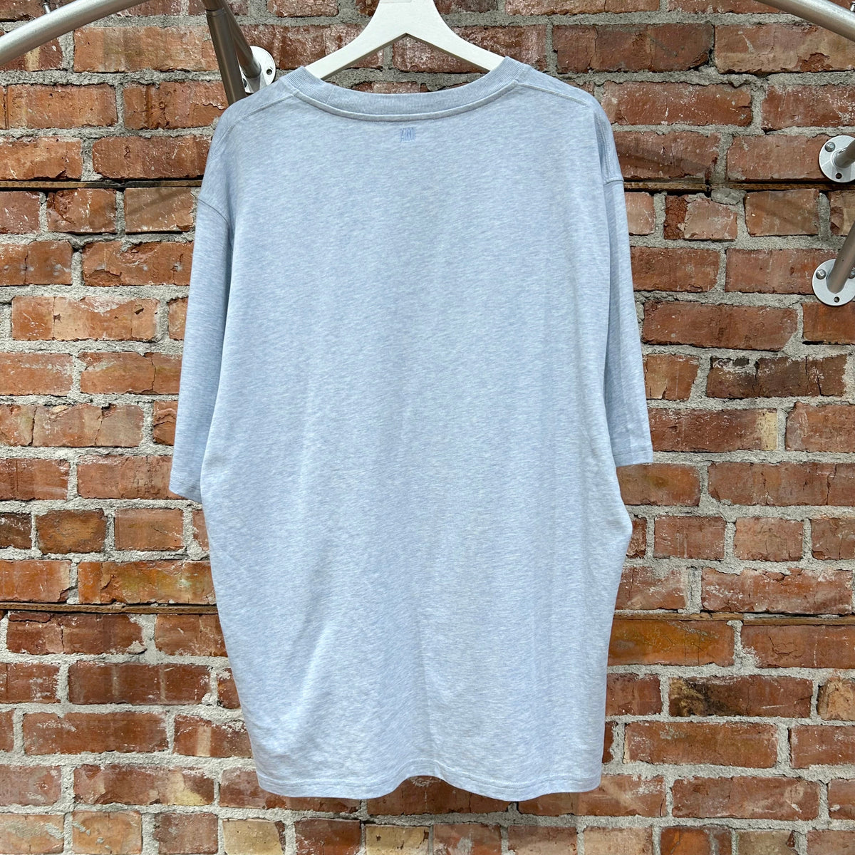 AMI PARIS HEART LOGO HEATHER TEE ‘BLUE’