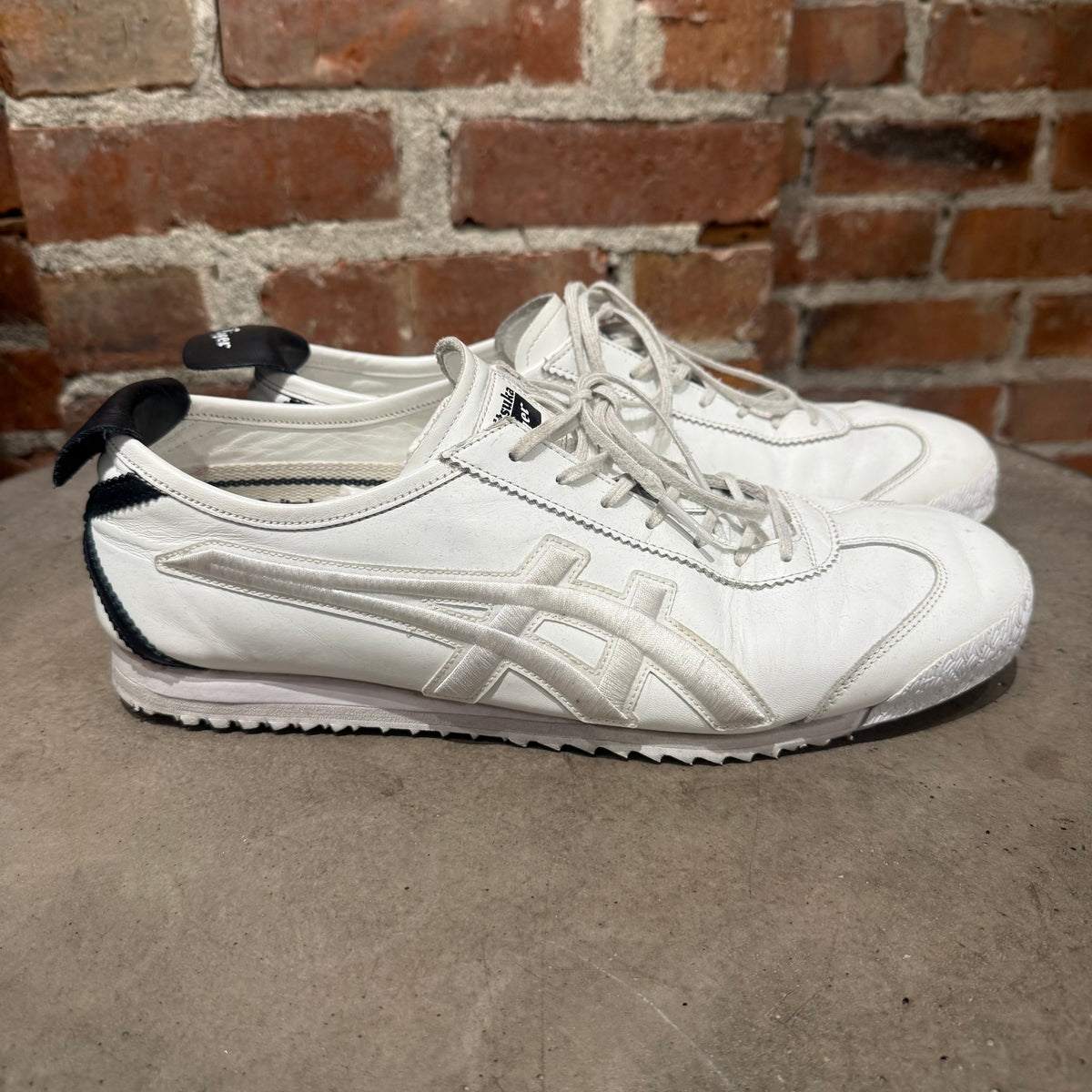 ONITSUKA TIGER NIPPON MADE MEXICO 66 SNEAKERS ‘WHITE’