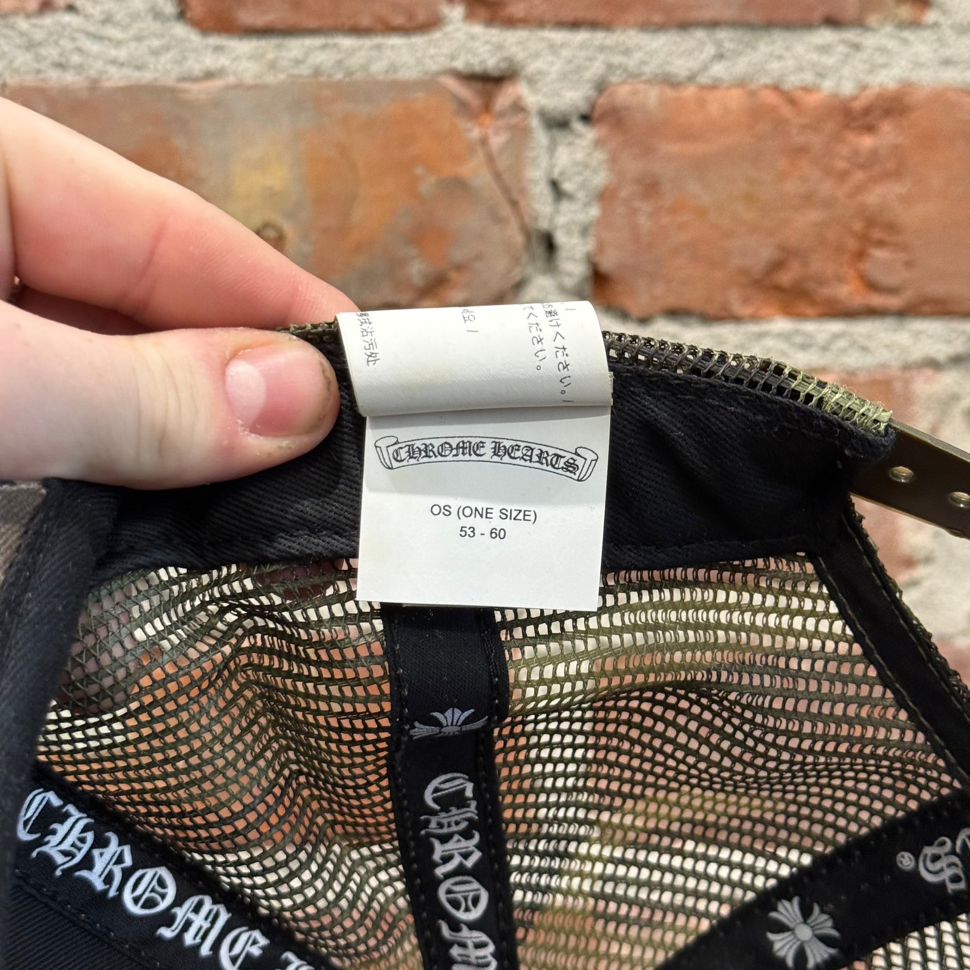 CHROME HEARTS CH TRUCKER HAT ‘CAMO’