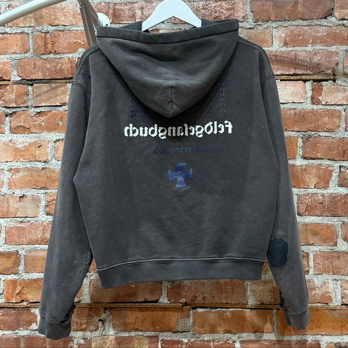 ENFANTS RICHES DEPRIMES FW25 KATHOLISCHES TOOTHBRUSH HOODIE ‘DARK GRAY’
