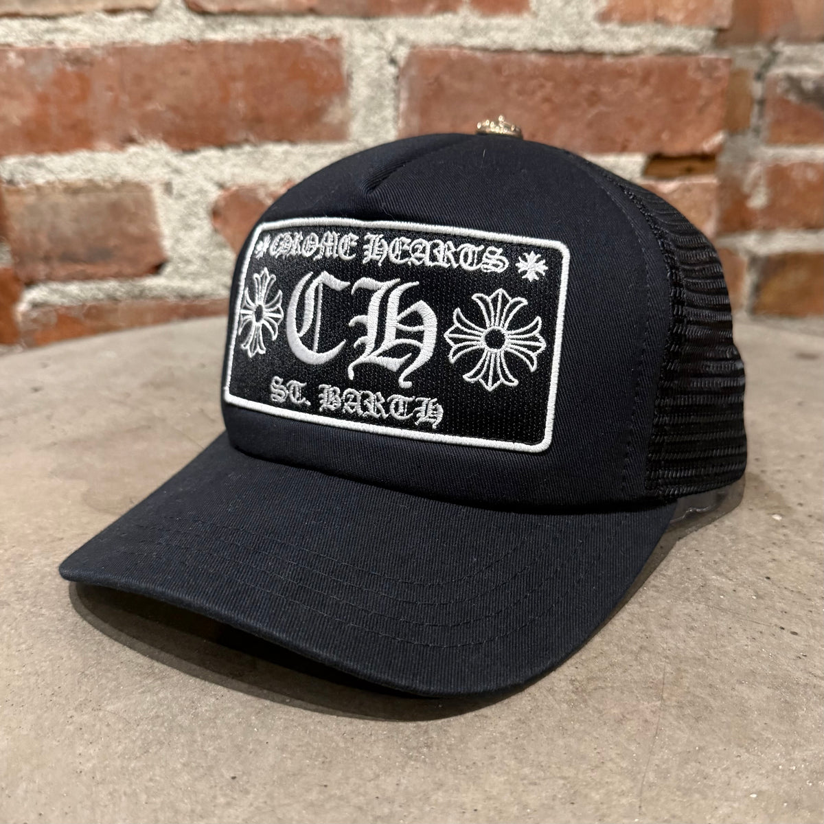 CHROME HEARTS ST. BARTHS TRUCKER HAT ‘BLACK’