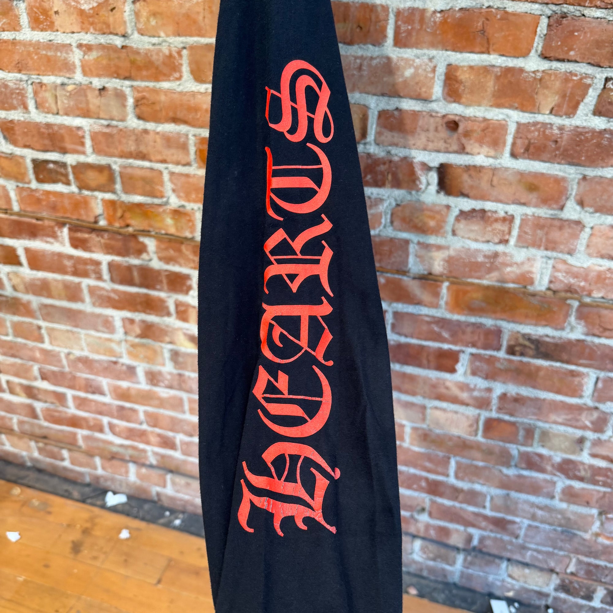 CHROME HEARTS CROSS PLUS POCKET LONGSLEEVE ‘BLACK/RED’